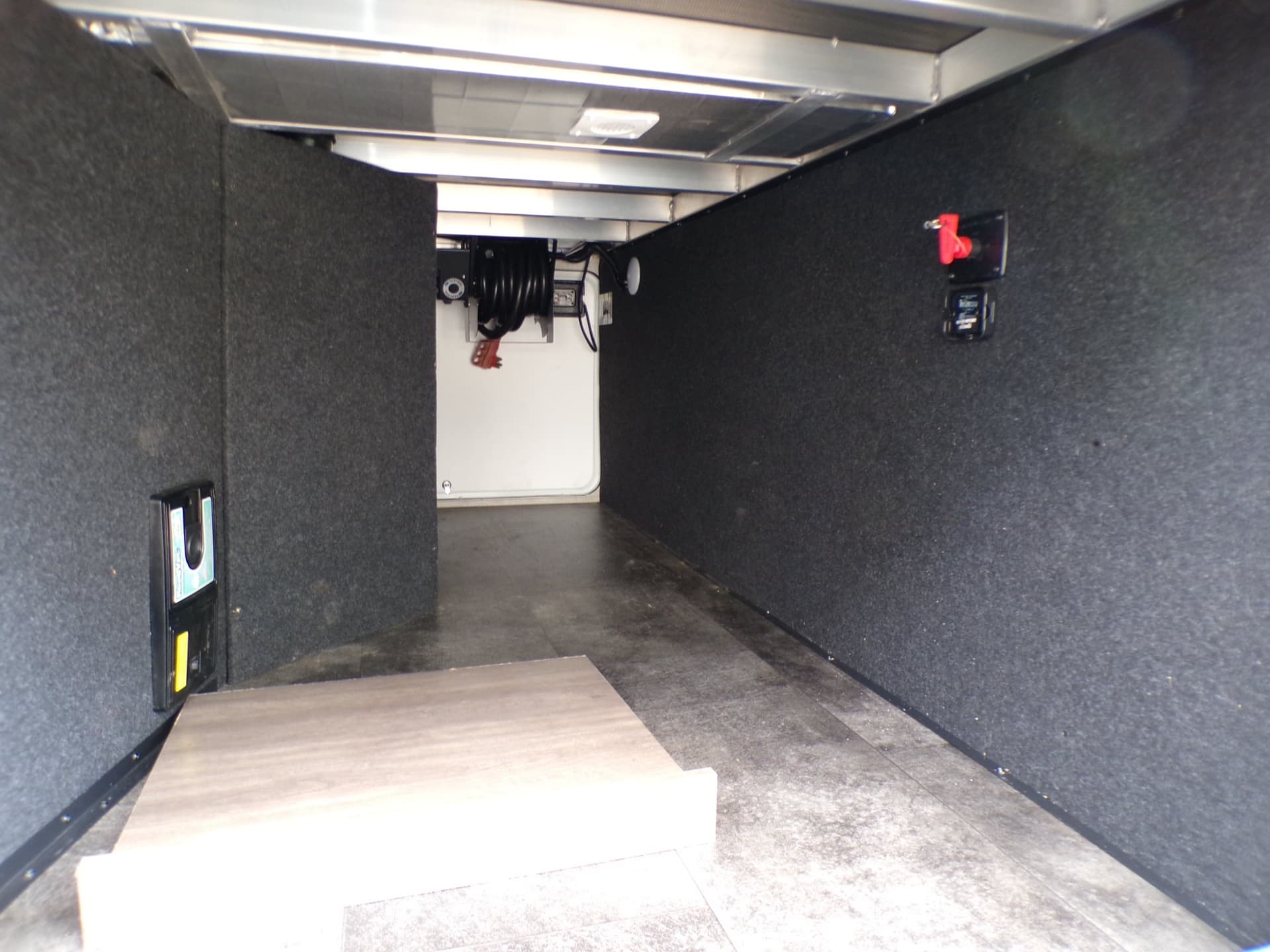 2022 Grand Design 2022 Grand Design Solitude - thumbnail 12