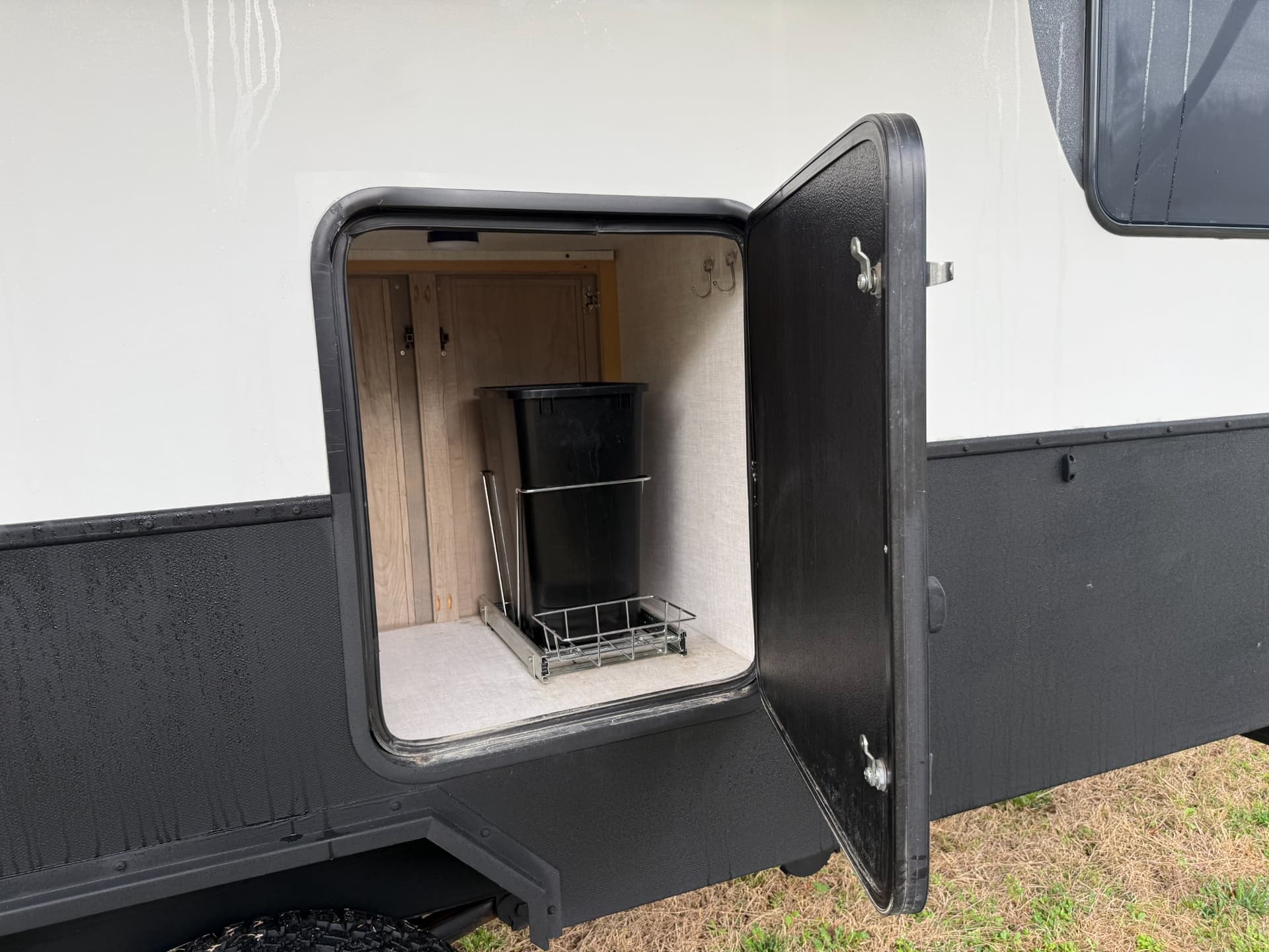 2023 Ember RV 2023 Ember RV Overland - thumbnail 6