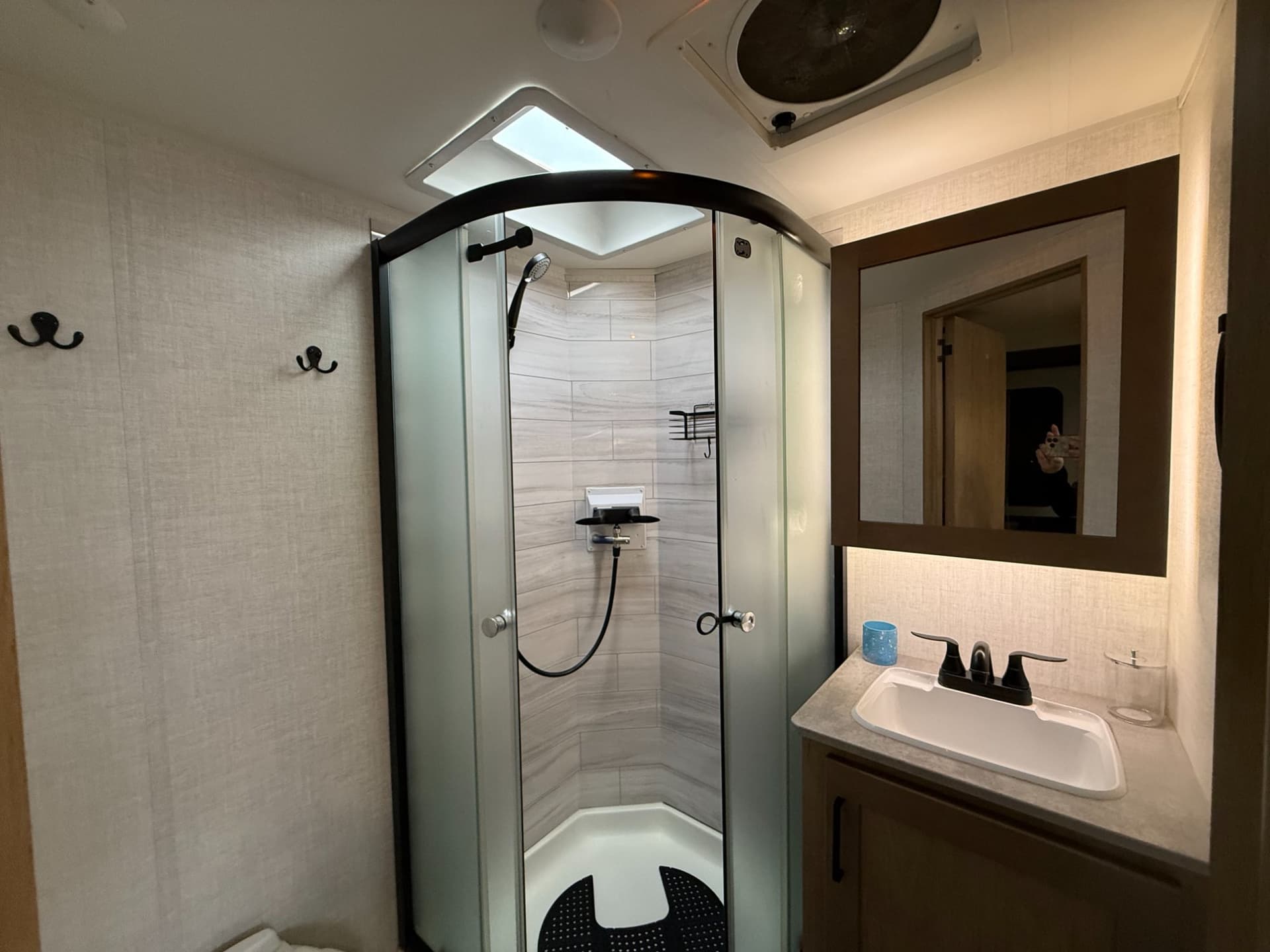 2023 Ember RV 2023 Ember RV Overland - thumbnail 16