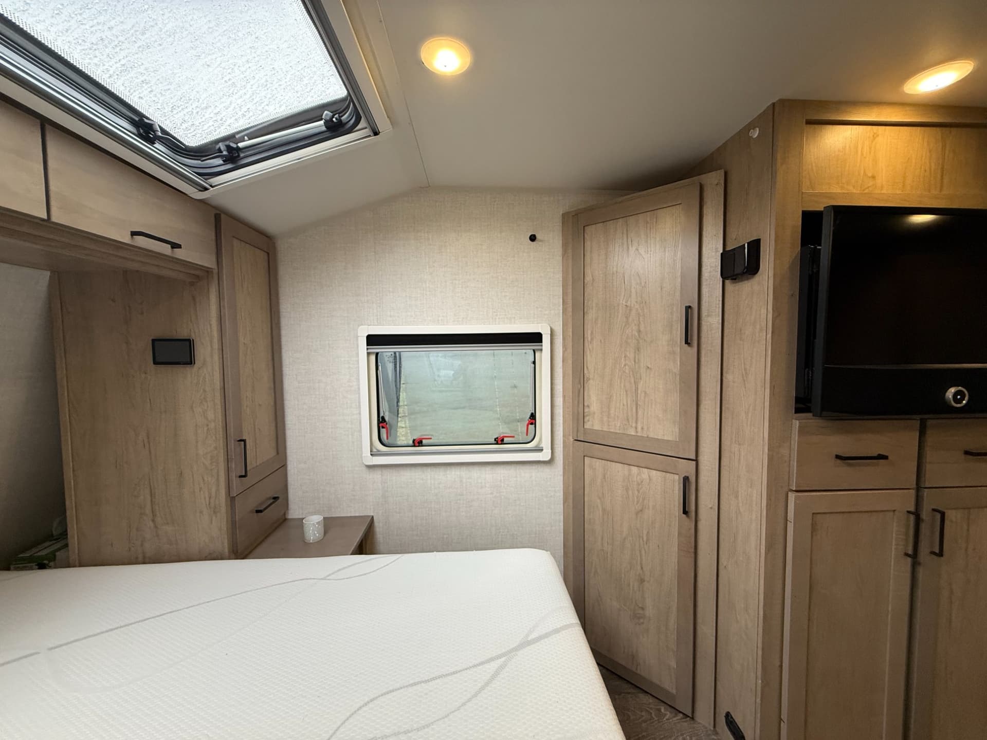 2023 Ember RV 2023 Ember RV Overland - thumbnail 22