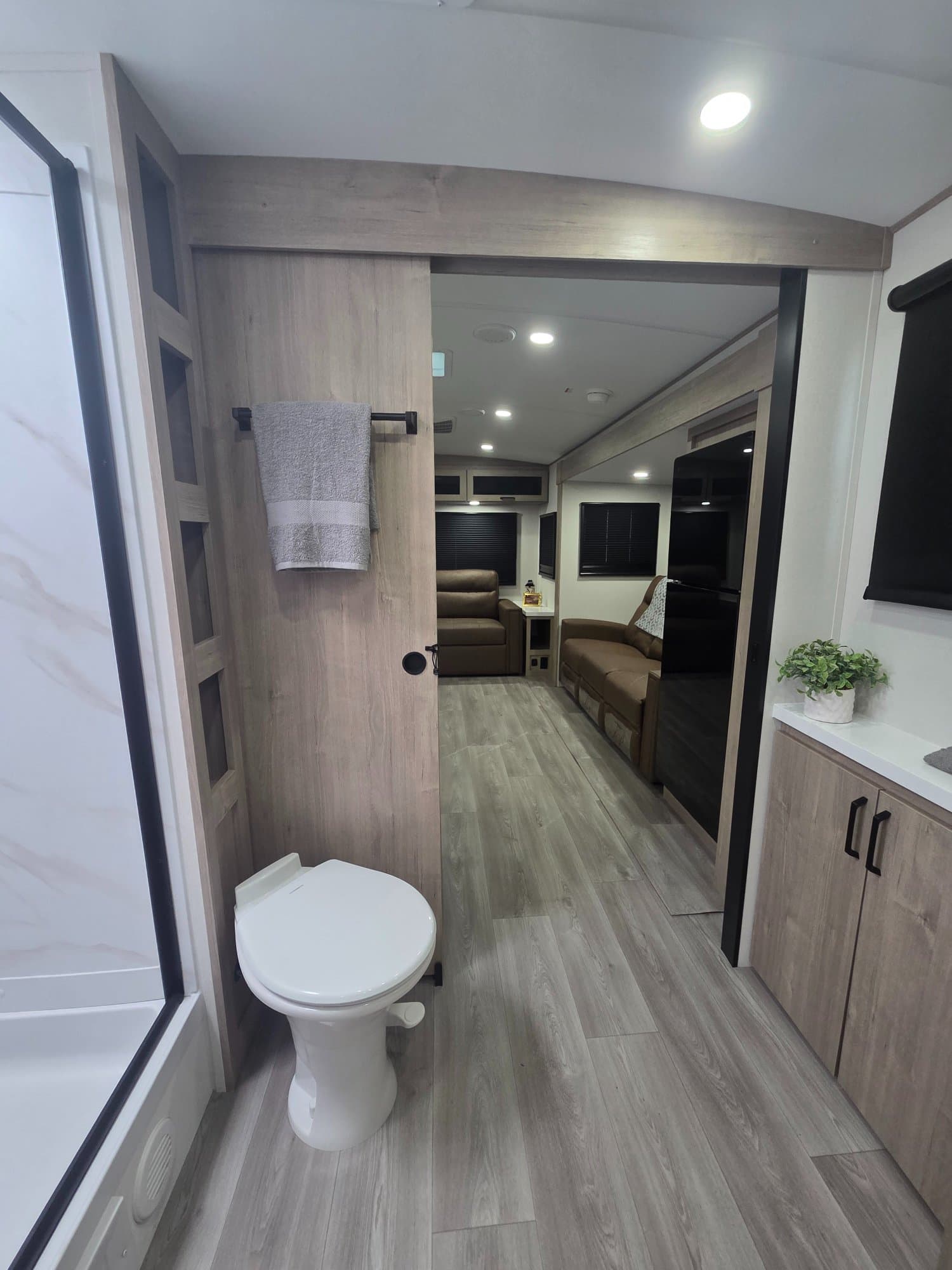 2026 Grand Design 2026 Grand Design Imagine - thumbnail 13