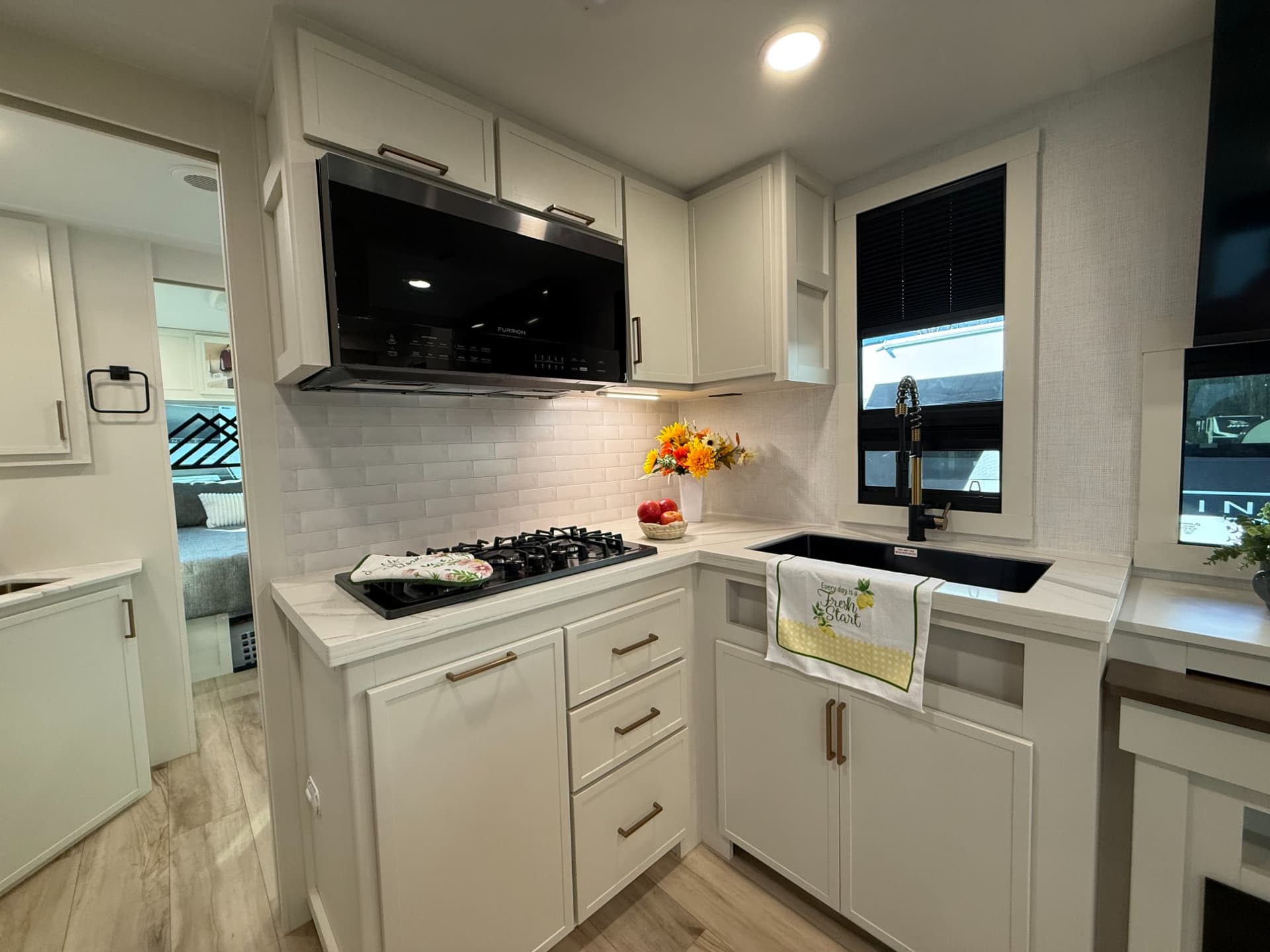 2026 Brinkley RV 2026 Brinkley RV Model IX - thumbnail 9