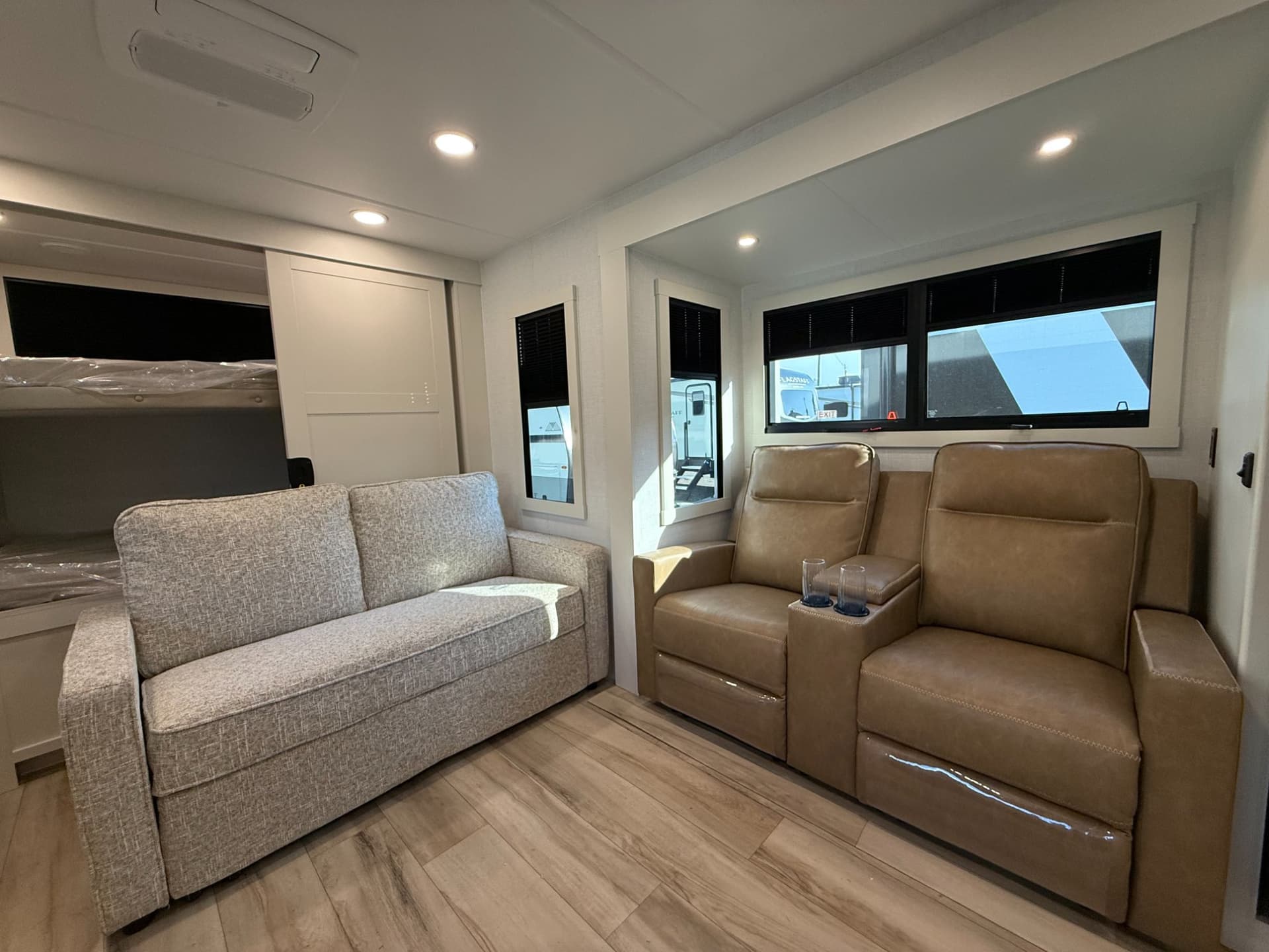 2026 Brinkley RV 2026 Brinkley RV Model IX - thumbnail 16