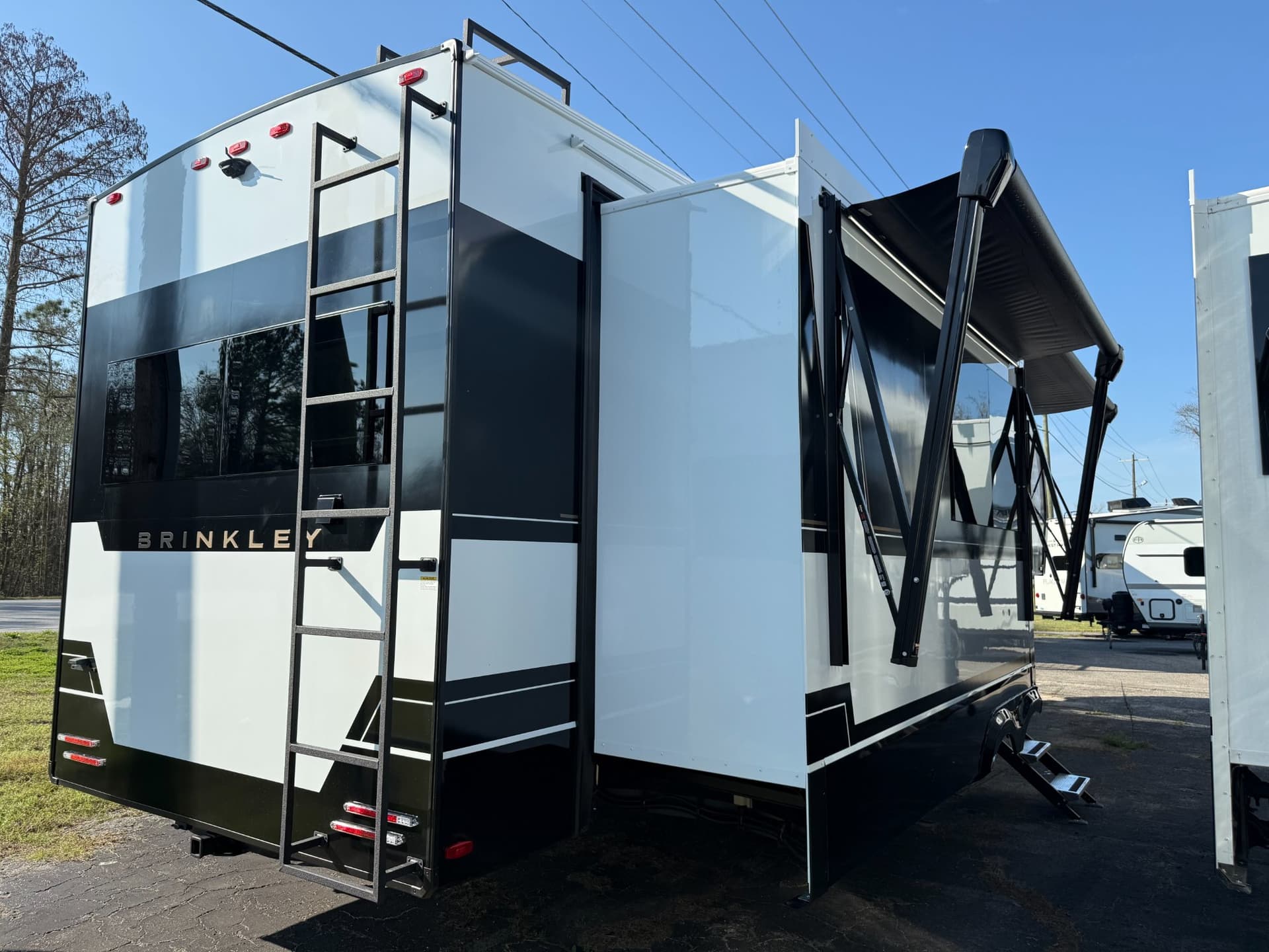 2026 Brinkley RV 2026 Brinkley RV Model Z - thumbnail 34