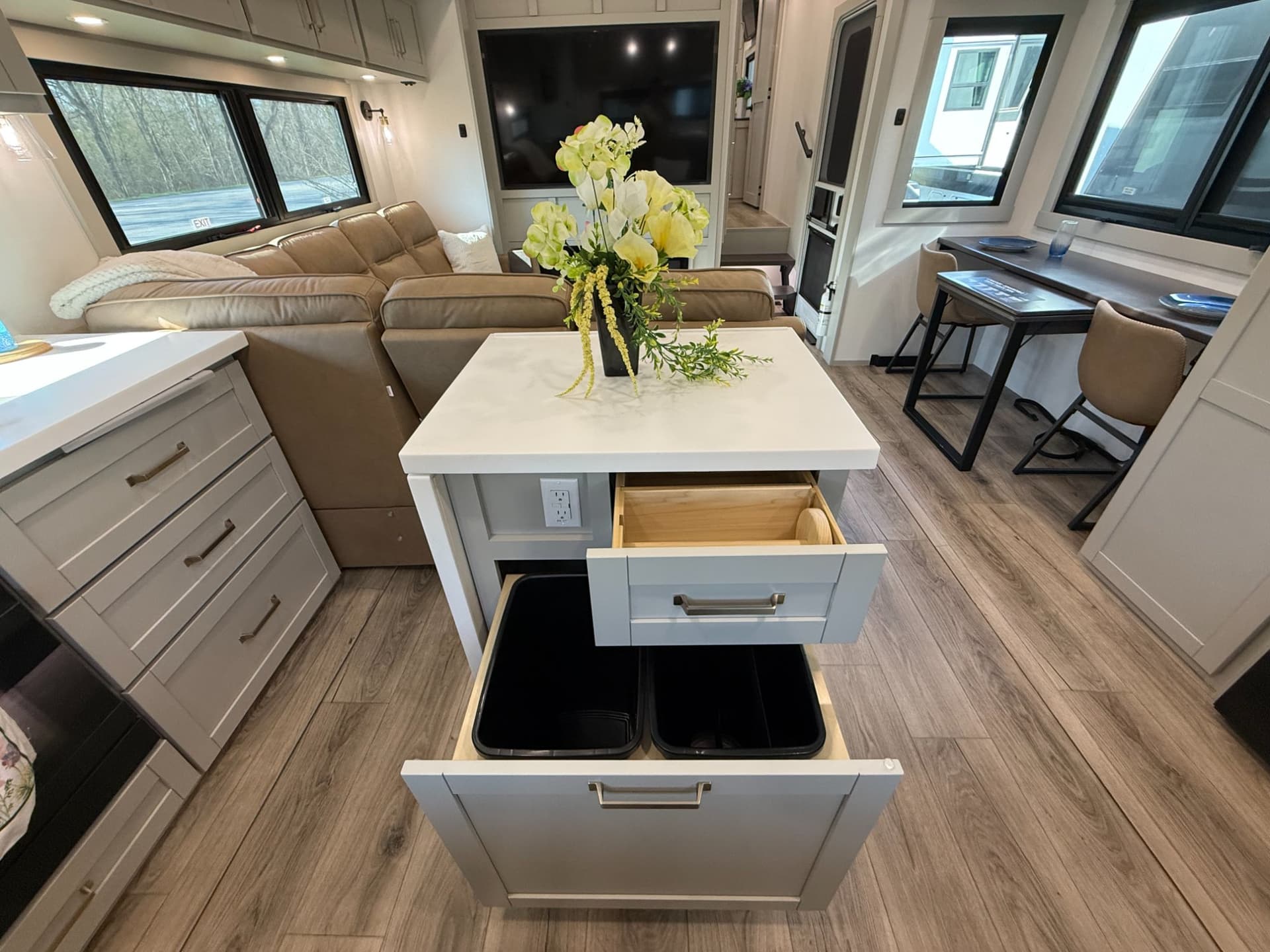 2026 Brinkley RV 2026 Brinkley RV Model Z - thumbnail 12