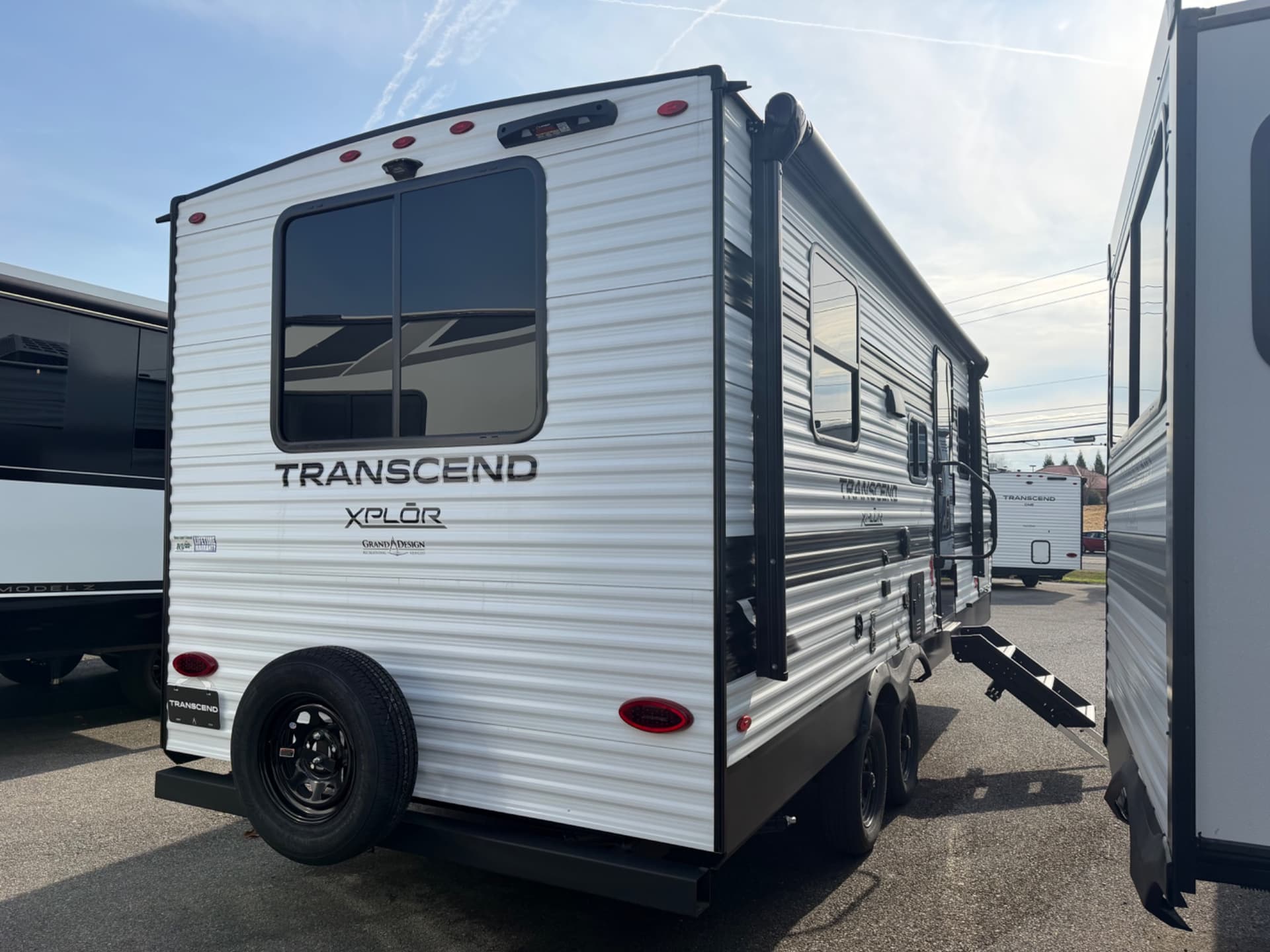 2026 Grand Design 2026 Grand Design Transcend - thumbnail 5