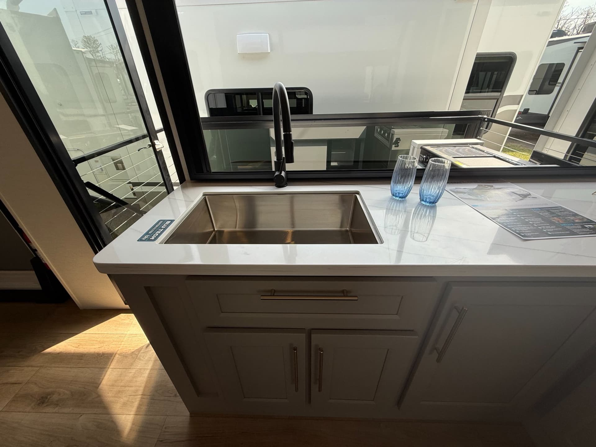 2026 Alliance RV 2026 Alliance RV Paradigm - thumbnail 14