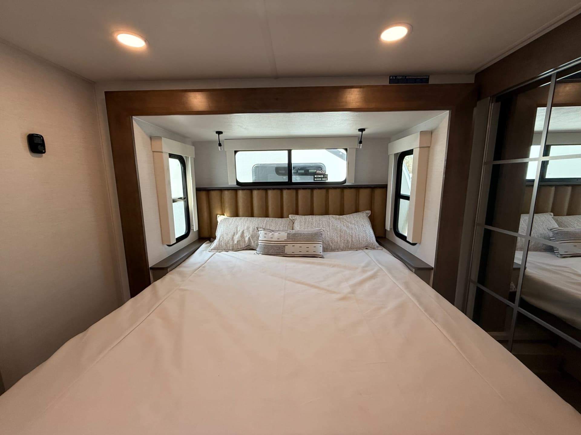 2026 Alliance RV 2026 Alliance RV Paradigm - thumbnail 29