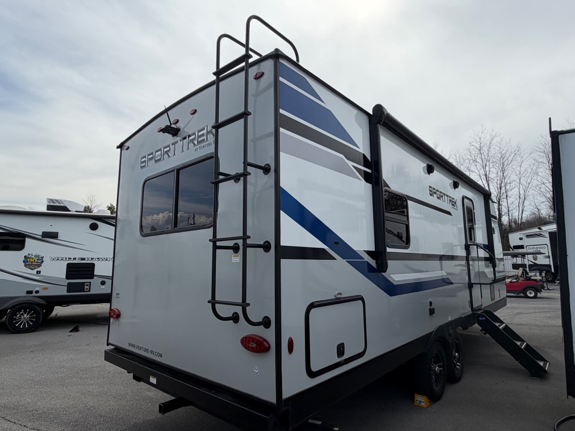 2022 Venture RV 2022 Venture RV SportTrek - thumbnail 4