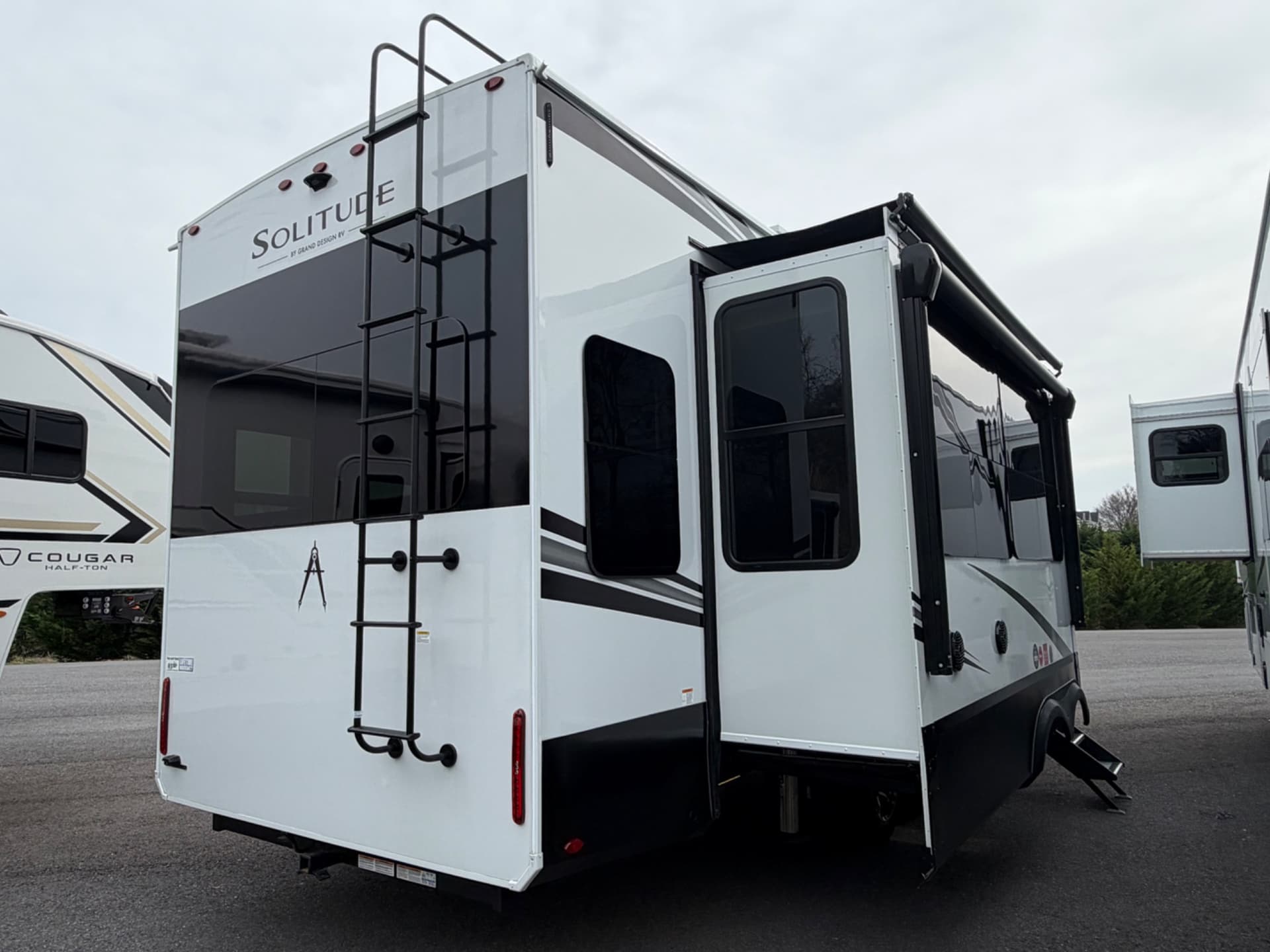 2026 Grand Design 2026 Grand Design Solitude - thumbnail 5