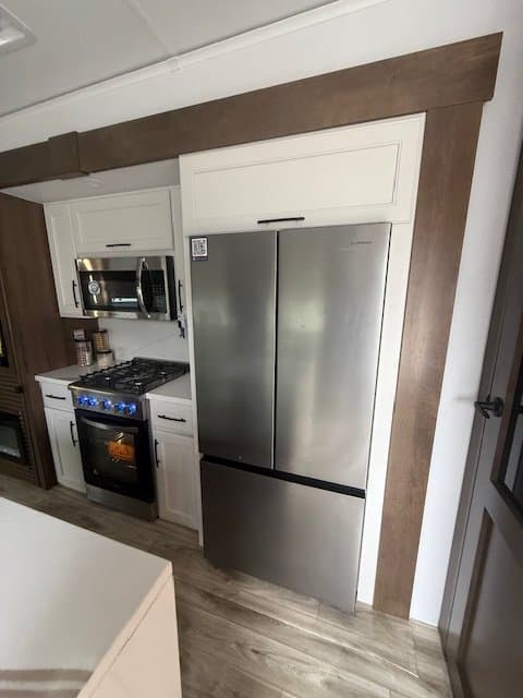 2026 Keystone RV 2026 Keystone RV Montana - thumbnail 12