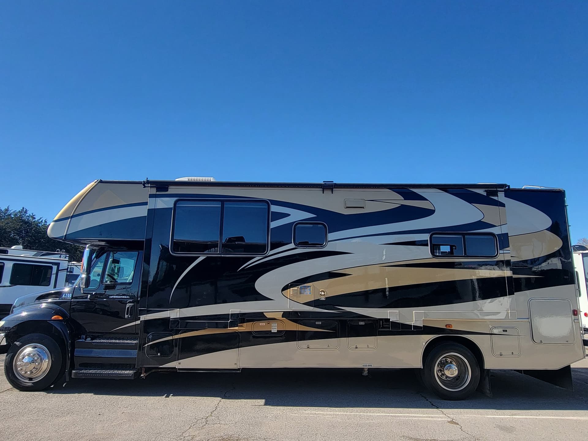 2010 Gulf Stream 2010 Gulf Stream Conquest Super Series - thumbnail 6