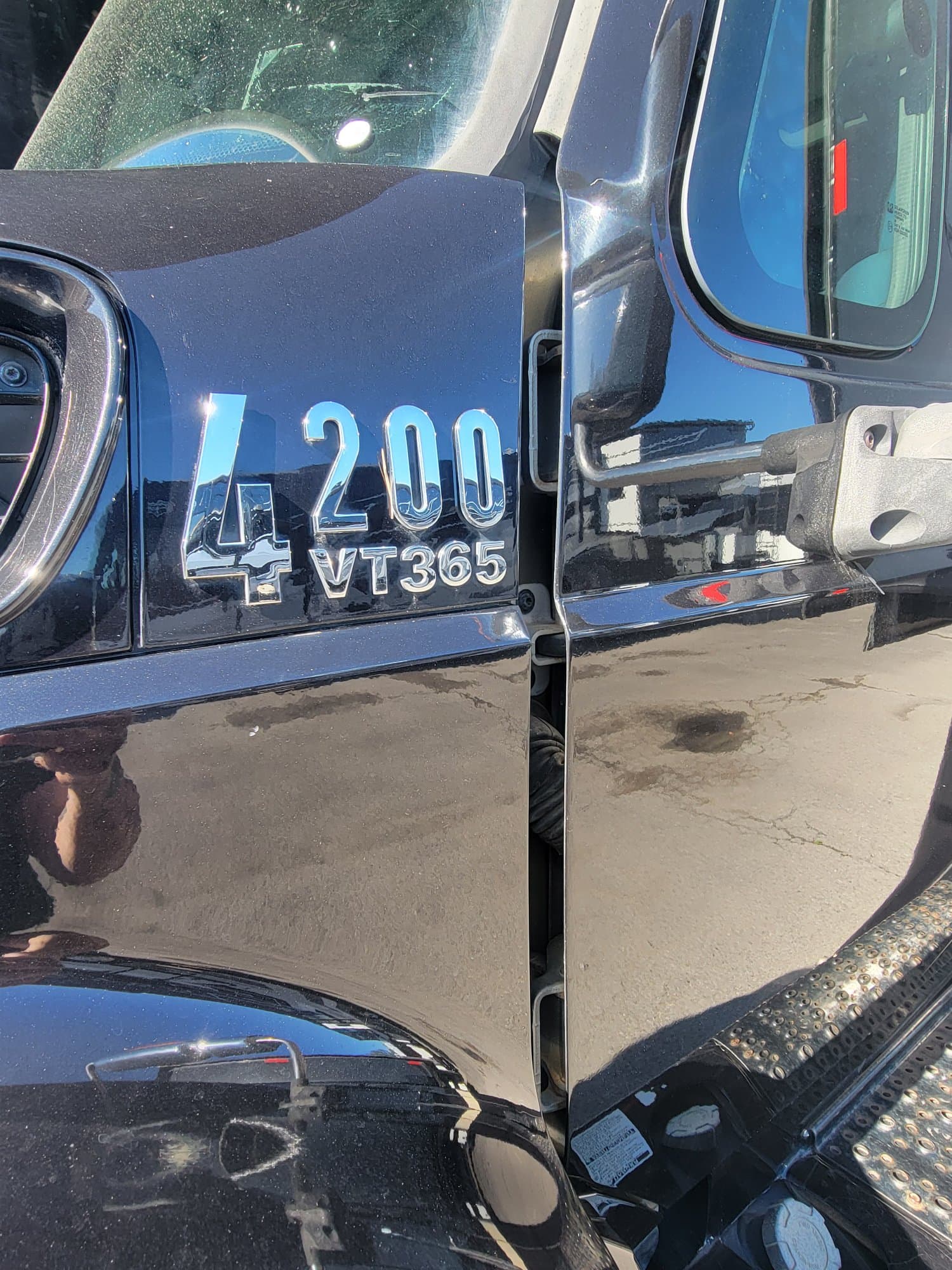 2010 Gulf Stream 2010 Gulf Stream Conquest Super Series - thumbnail 7