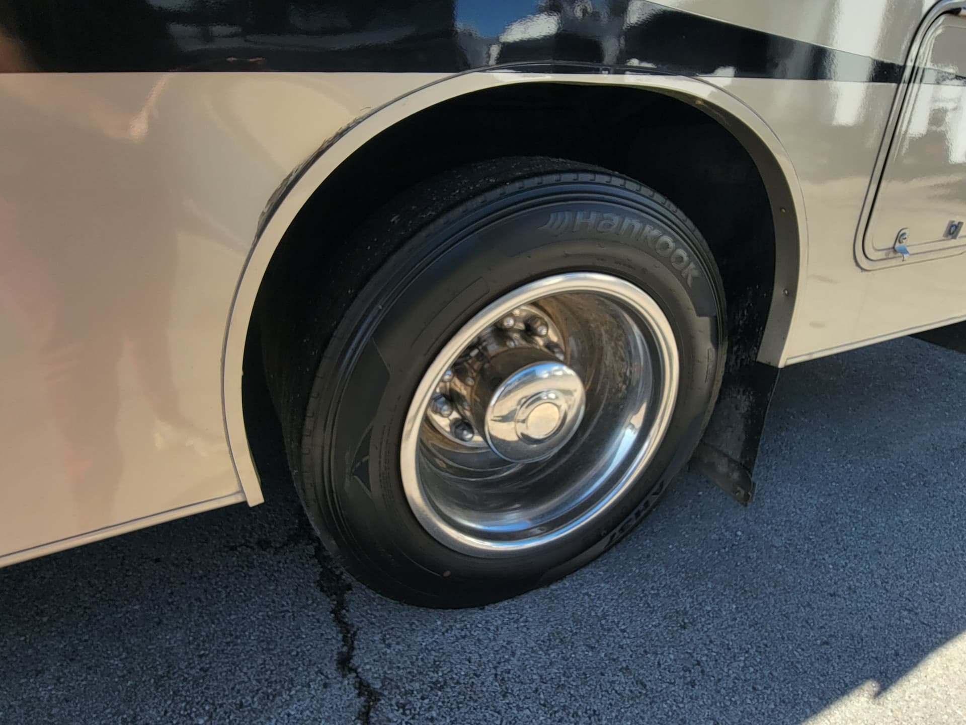 2010 Gulf Stream 2010 Gulf Stream Conquest Super Series - thumbnail 9