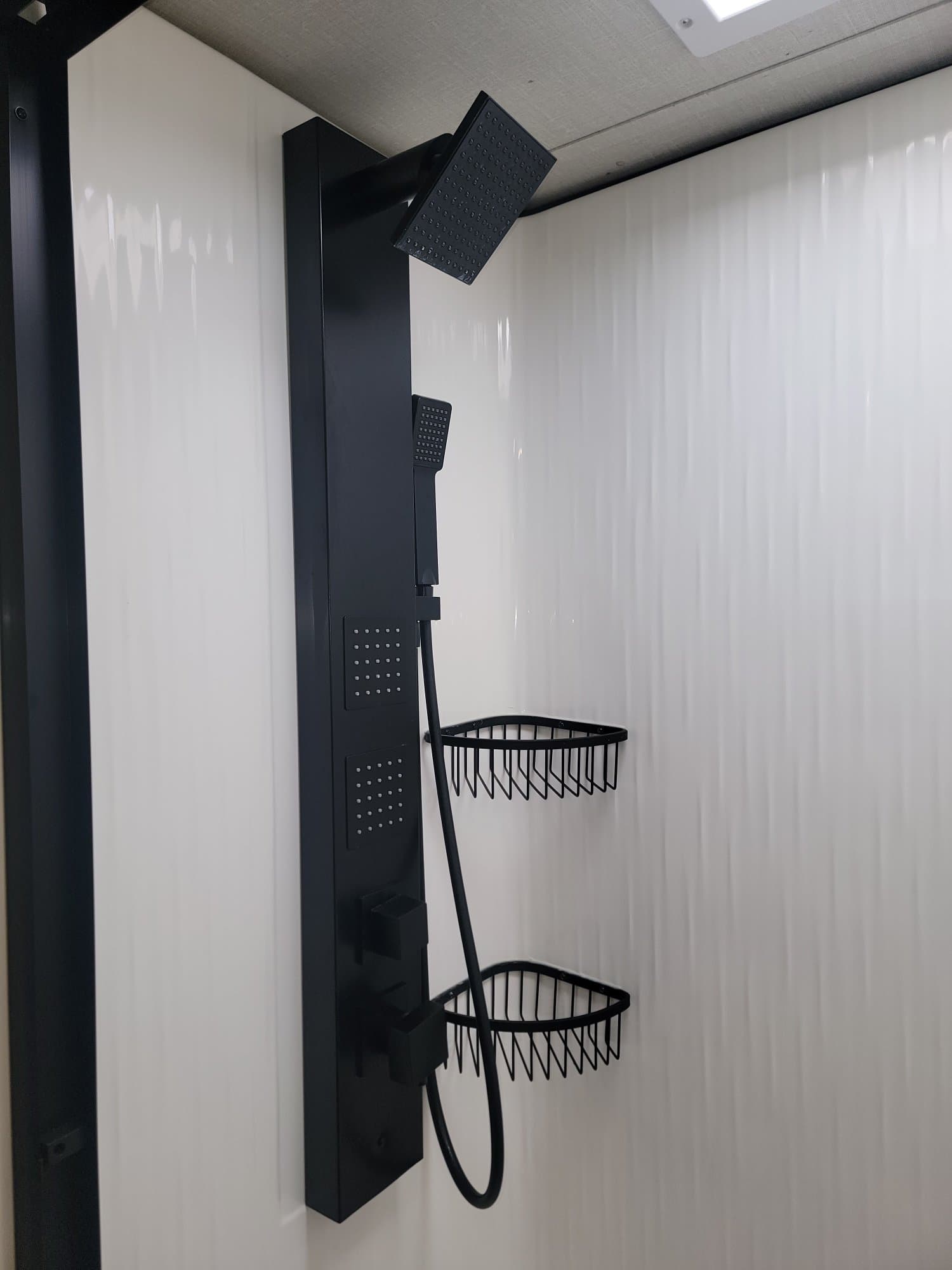 2022 Grand Design 2022 Grand Design Solitude - thumbnail 63