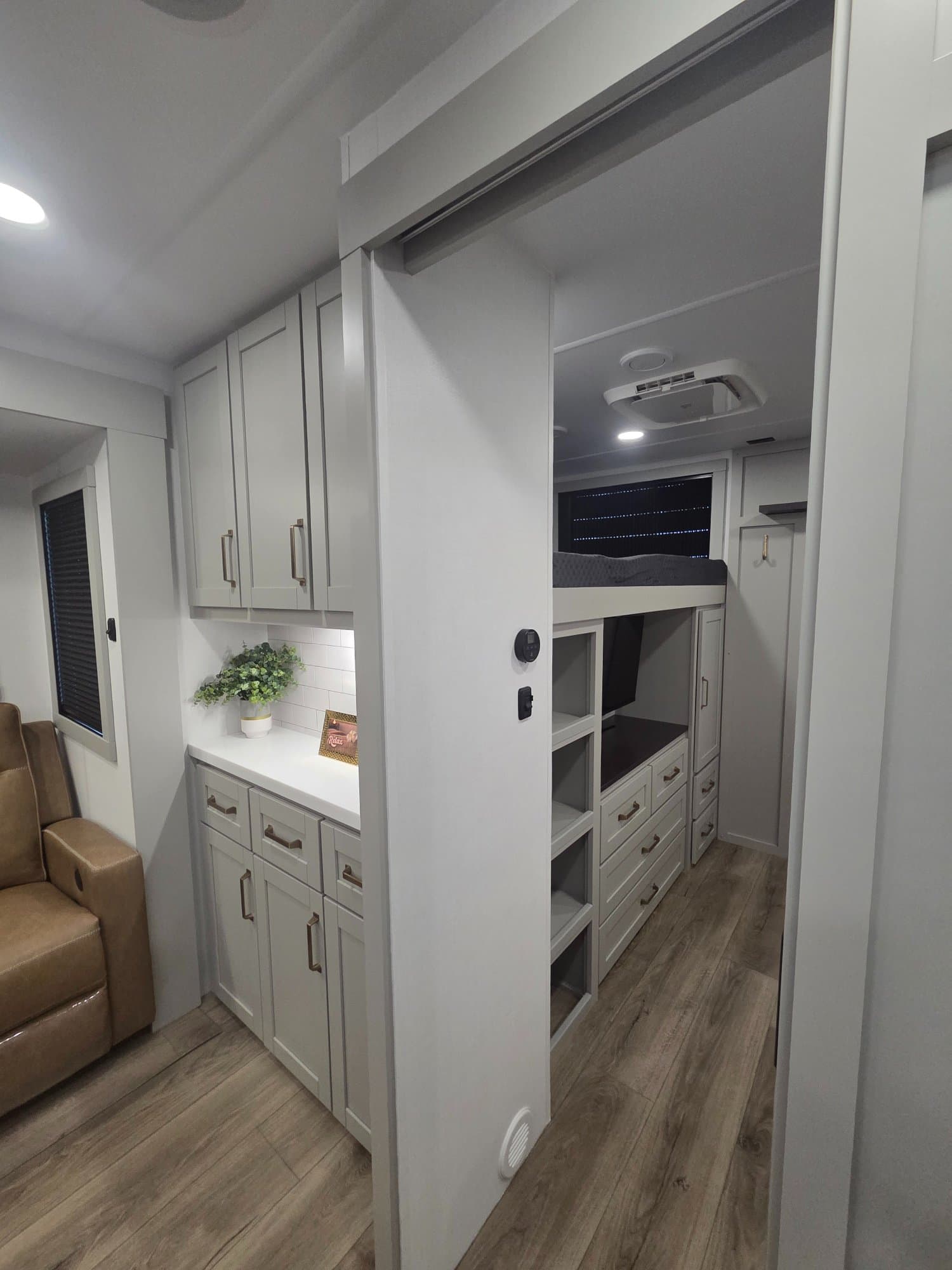 2026 Brinkley RV 2026 Brinkley RV Model Z - thumbnail 12