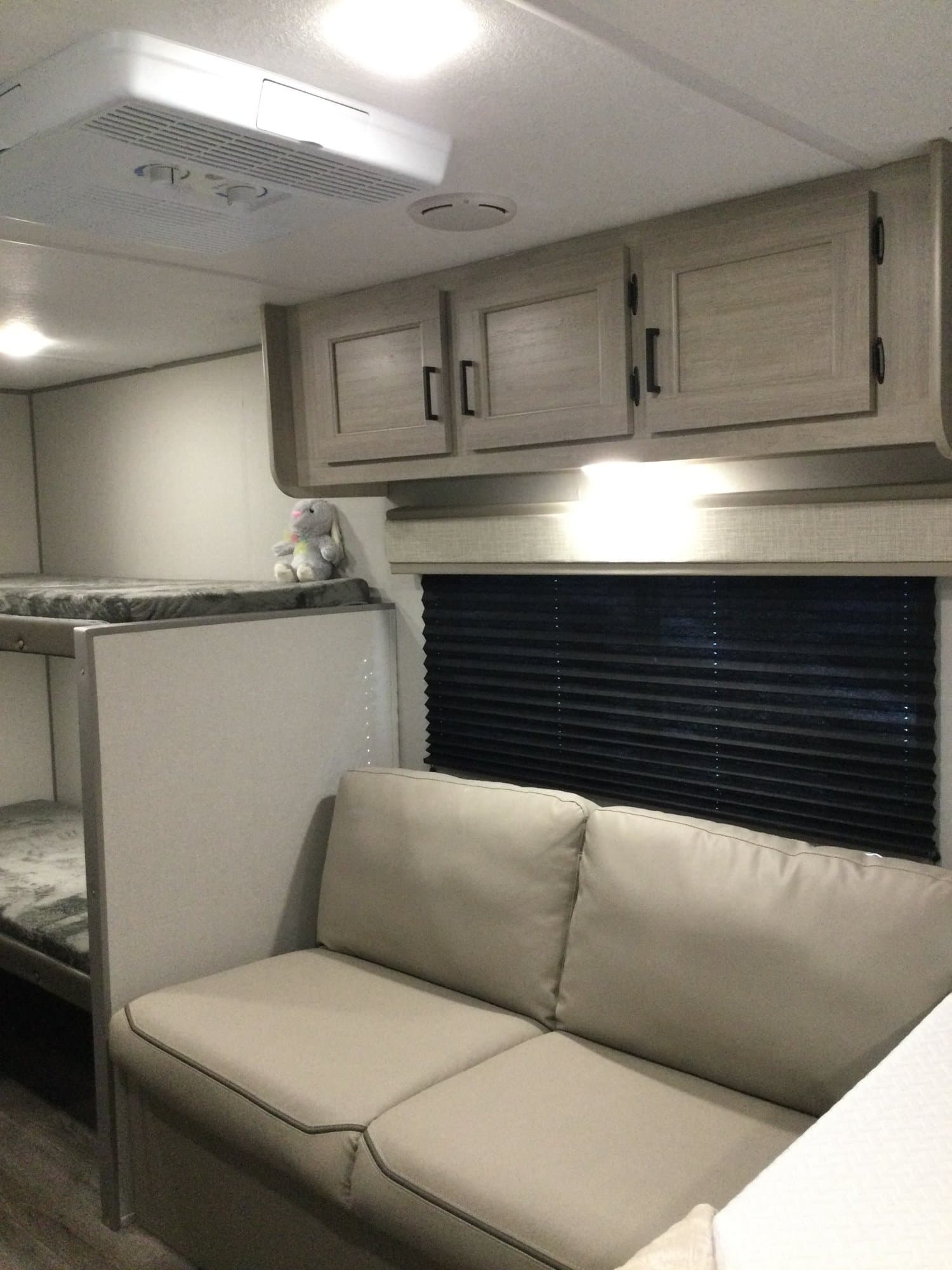 2024 Coachmen 2024 Coachmen Catalina Summit Series 7 - thumbnail 10