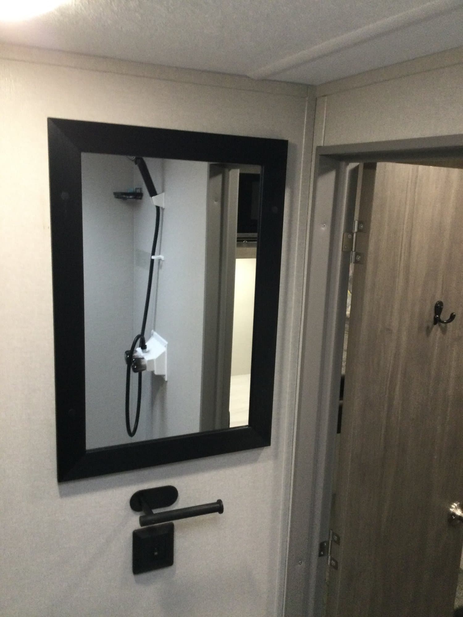 2024 Coachmen 2024 Coachmen Catalina Summit Series 7 - thumbnail 18