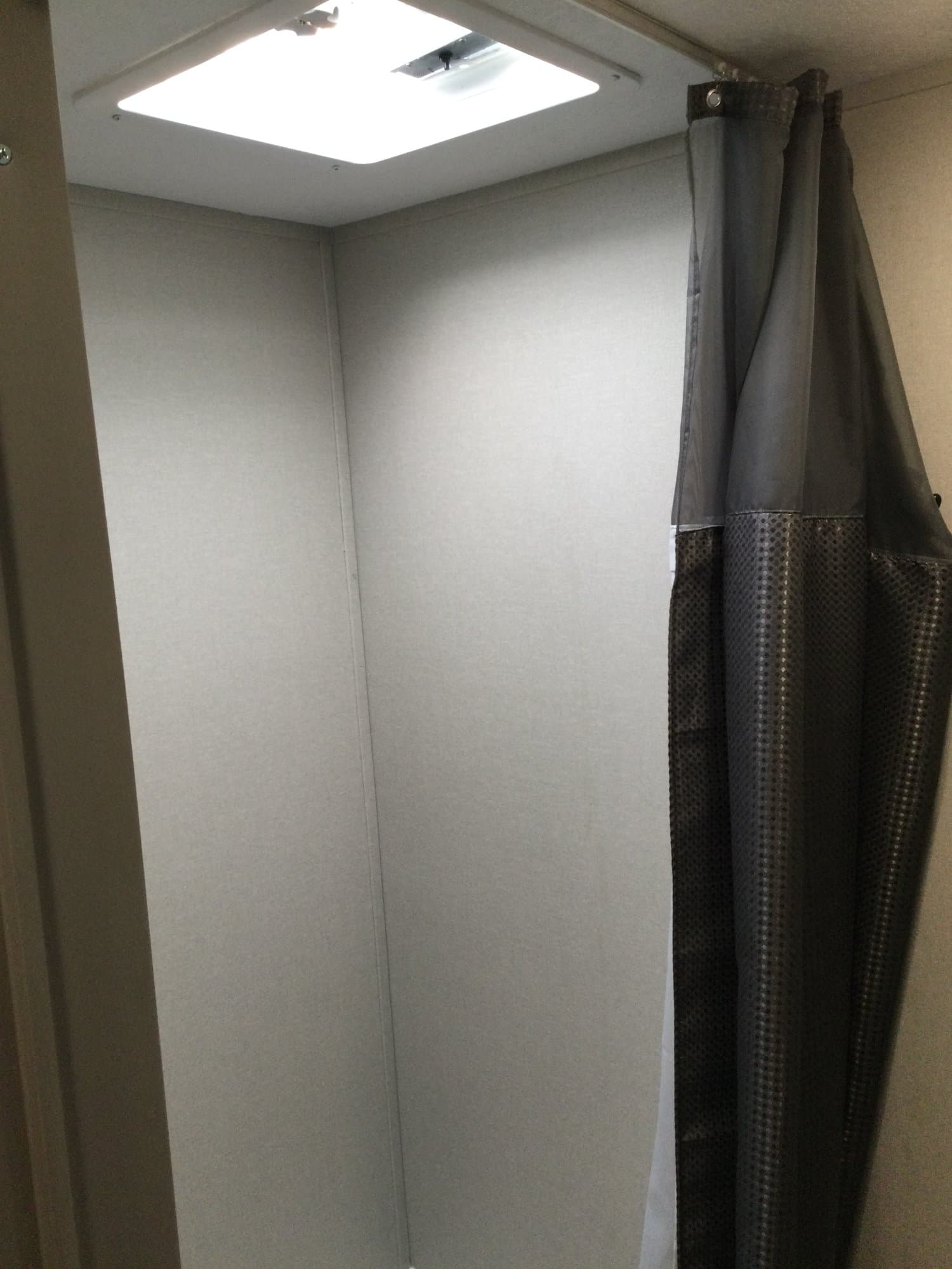 2024 Coachmen 2024 Coachmen Catalina Summit Series 7 - thumbnail 17