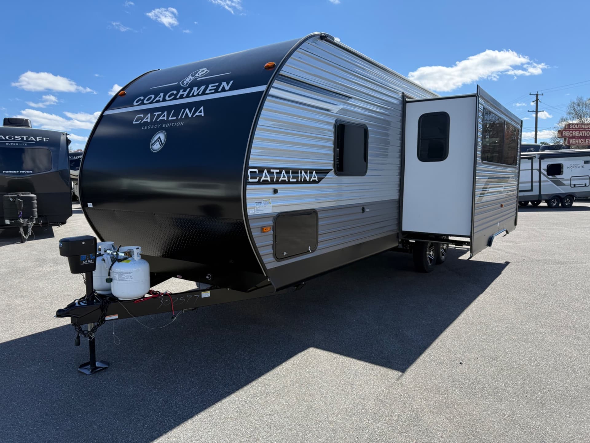 2026 Coachmen 2026 Coachmen Catalina - thumbnail 3