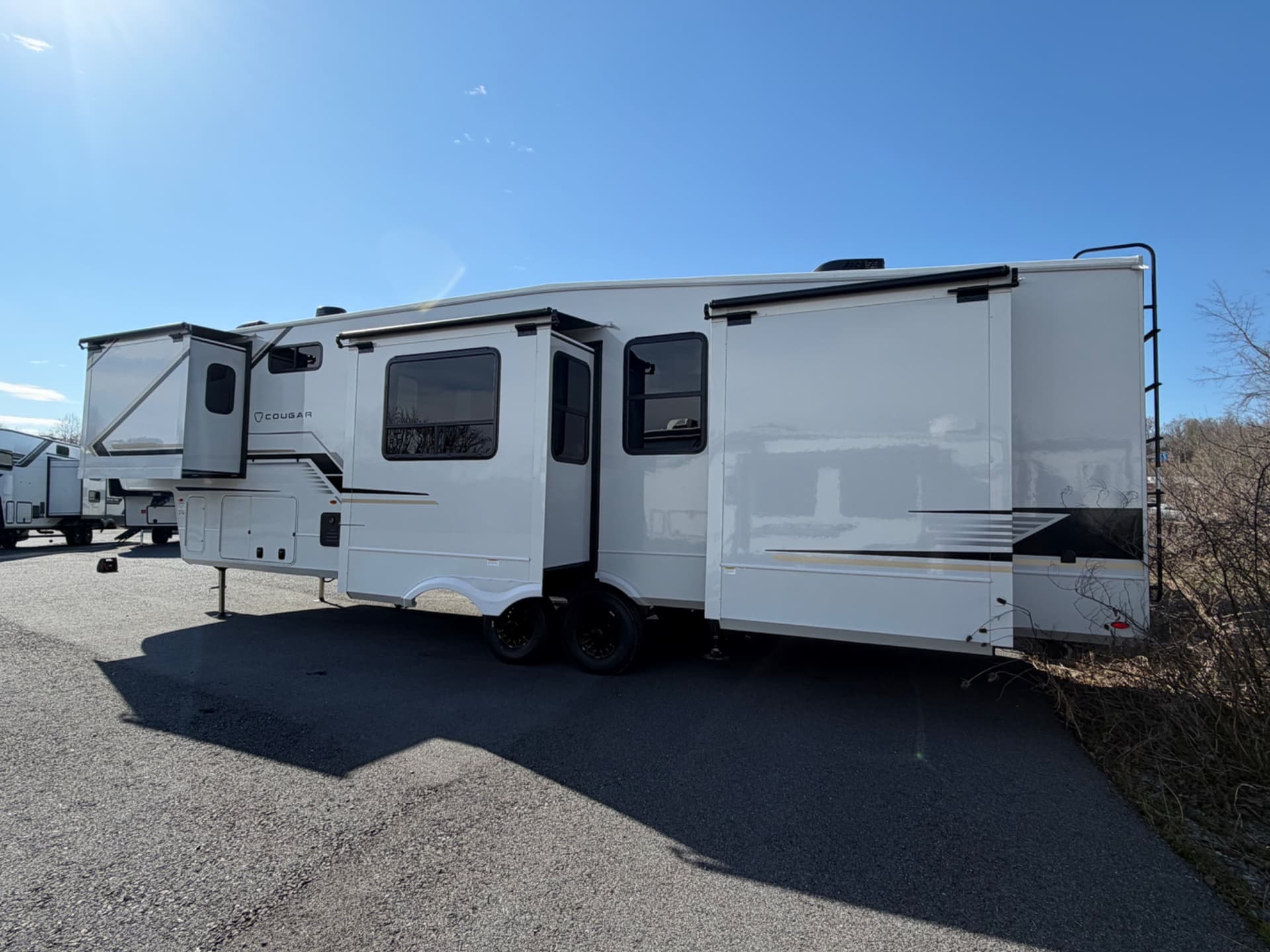 2026 Keystone RV 2026 Keystone RV Keystone Cougar - thumbnail 5