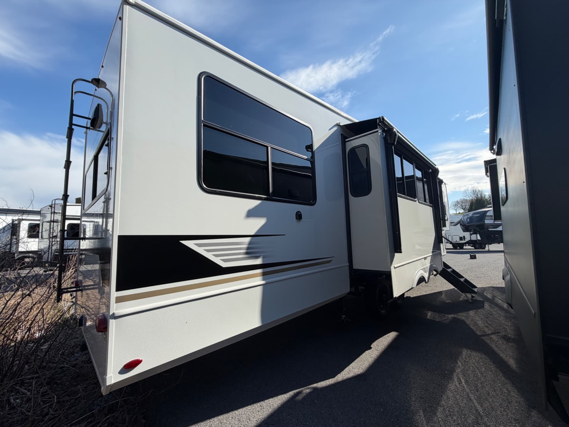 2026 Keystone RV 2026 Keystone RV Keystone Cougar - thumbnail 6