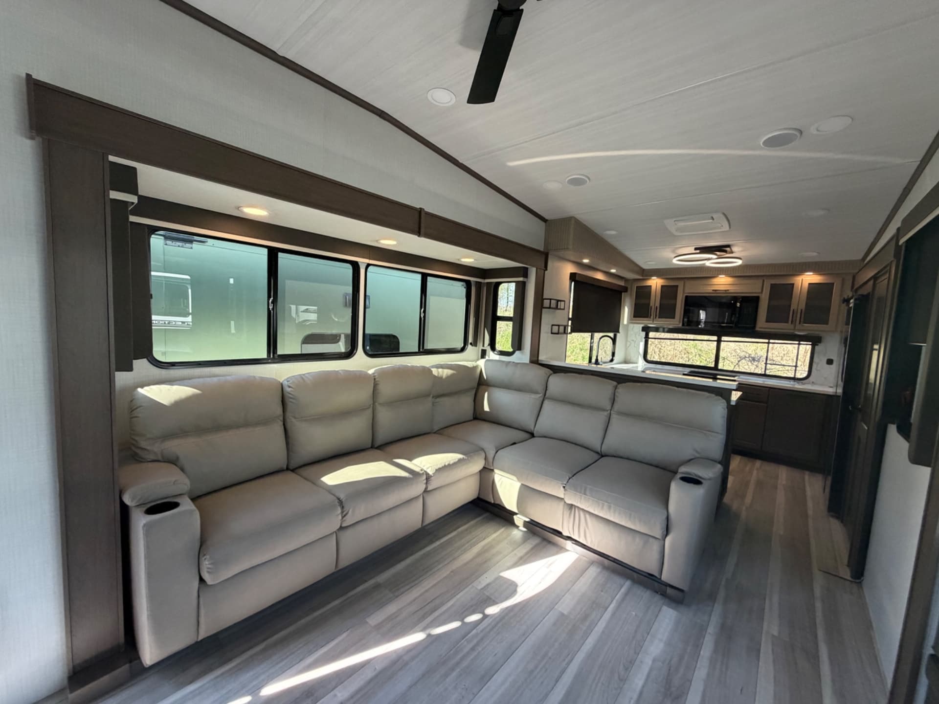 2026 Keystone RV 2026 Keystone RV Keystone Cougar - thumbnail 10