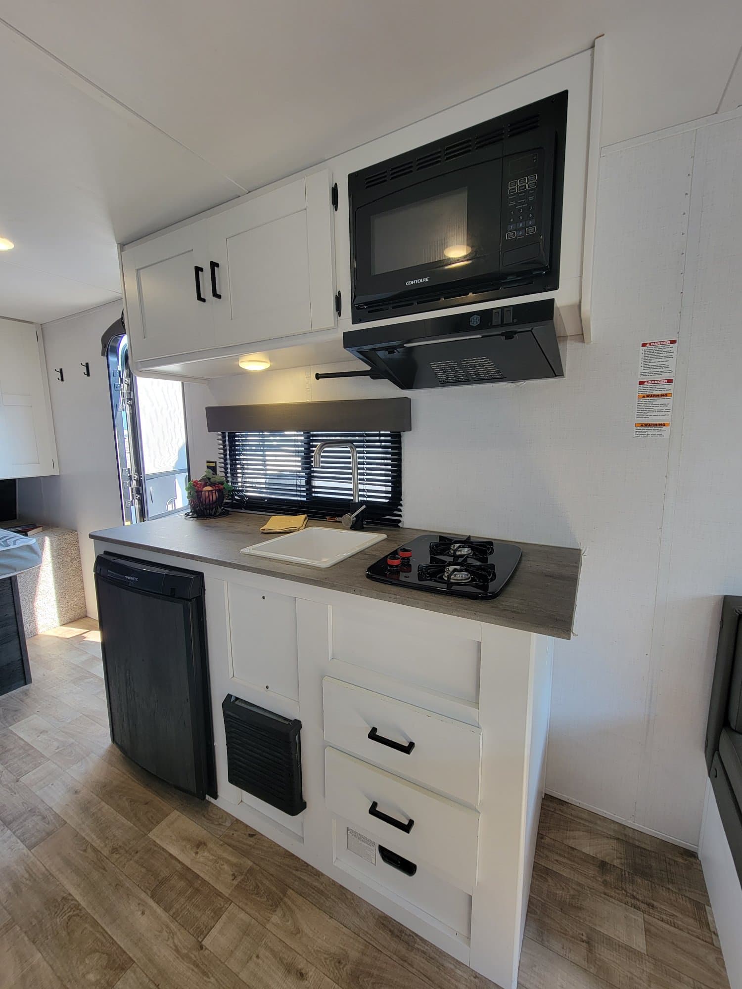 2022 Keystone RV 2022 Keystone RV Hideout - thumbnail 18