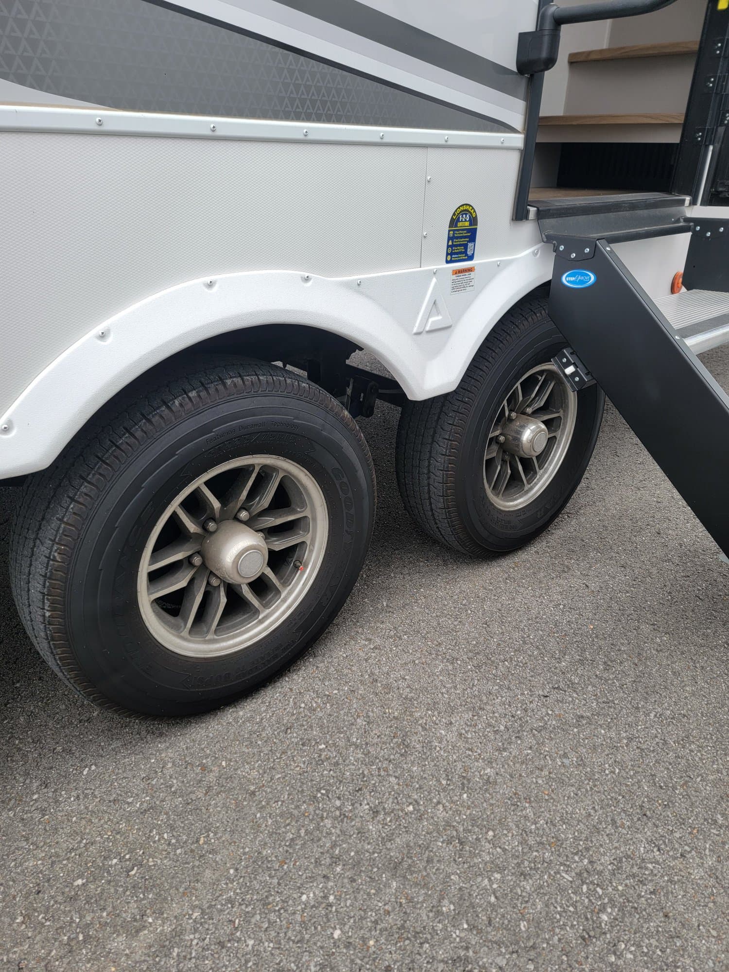 2025 Alliance RV 2025 Alliance RV Avenue - thumbnail 8