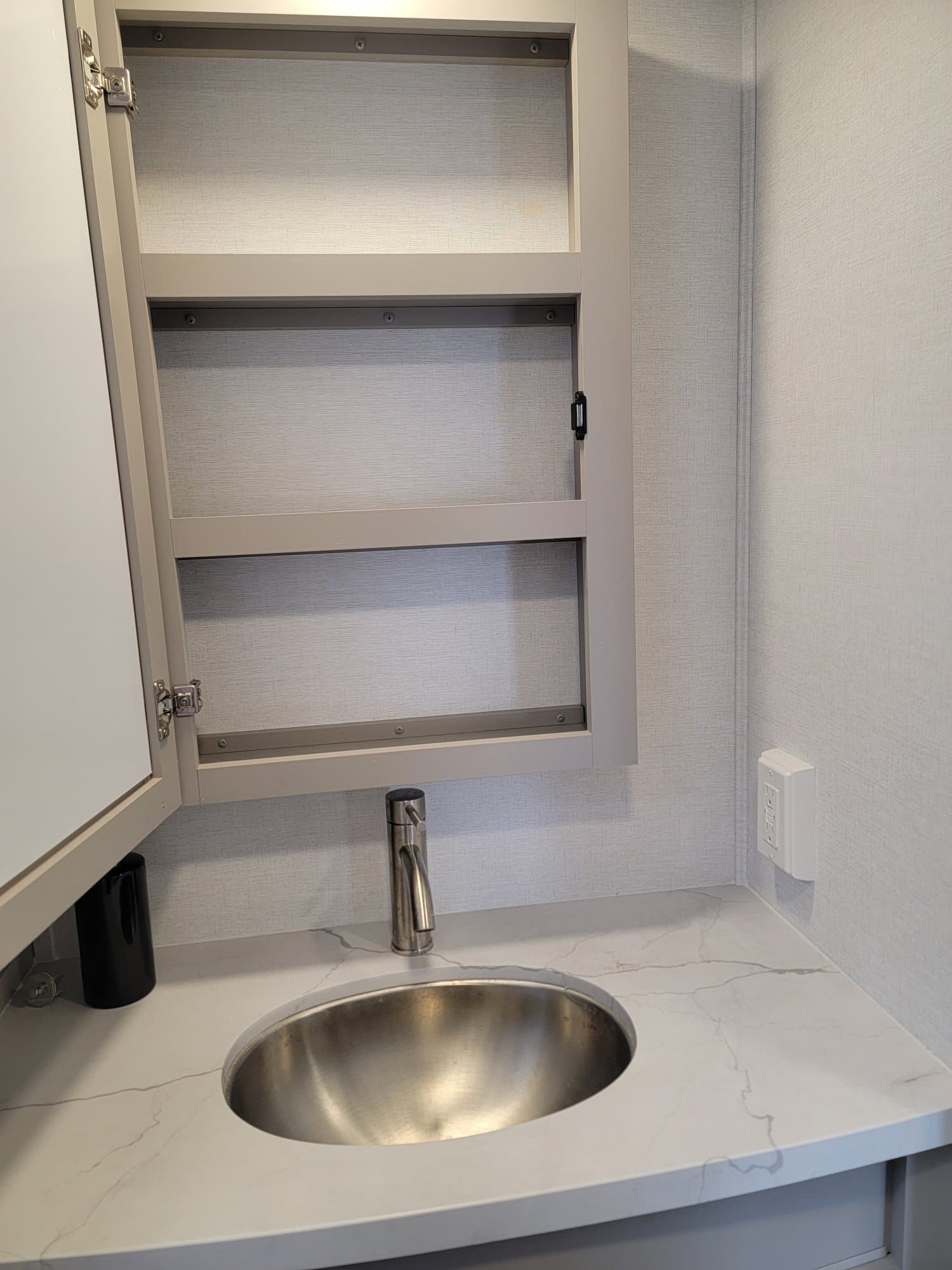 2025 Alliance RV 2025 Alliance RV Avenue - thumbnail 49