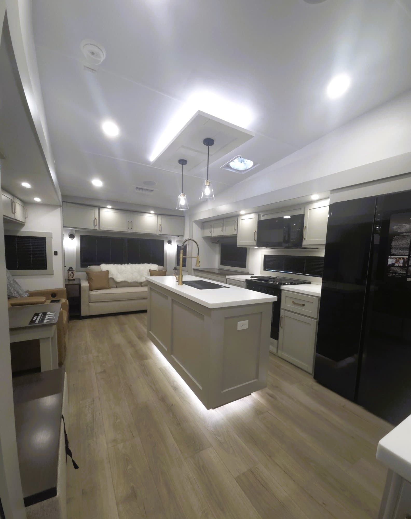 2026 Brinkley RV 2026 Brinkley RV Model Z - thumbnail 6