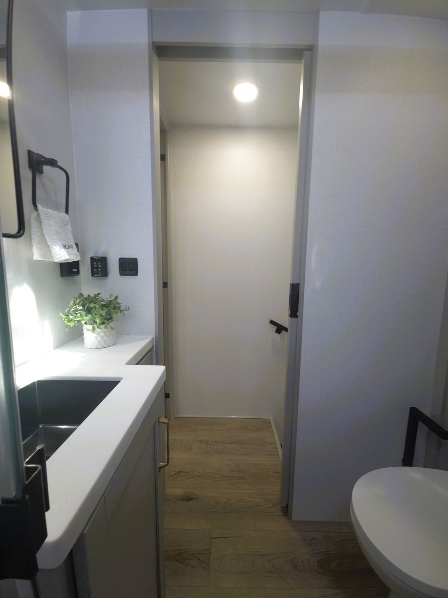 2026 Brinkley RV 2026 Brinkley RV Model Z - thumbnail 17