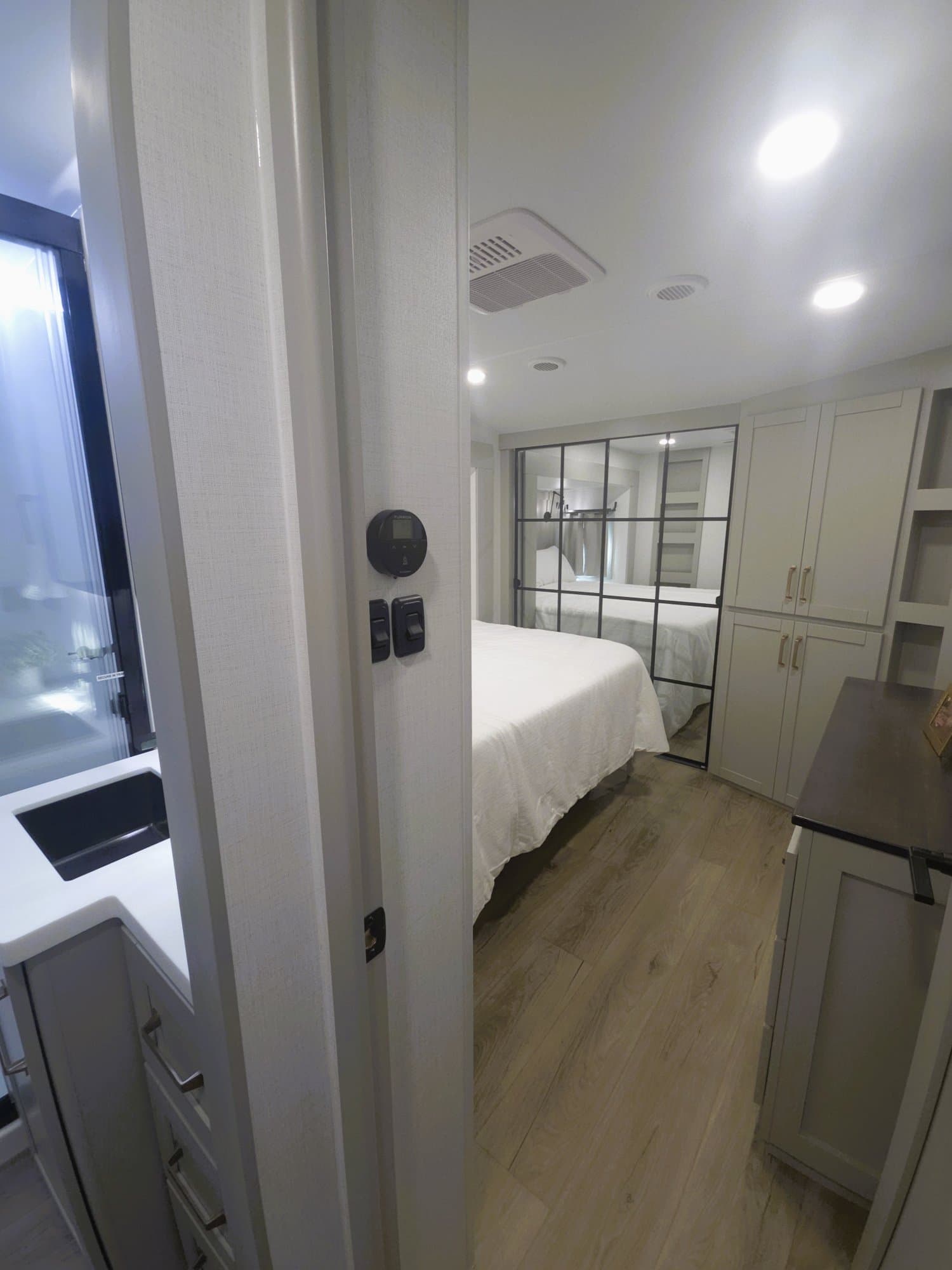 2026 Brinkley RV 2026 Brinkley RV Model Z - thumbnail 18