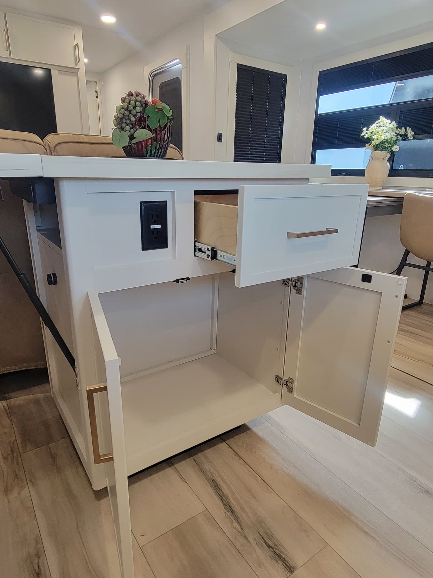 2026 Brinkley RV 2026 Brinkley RV Model I - thumbnail 29