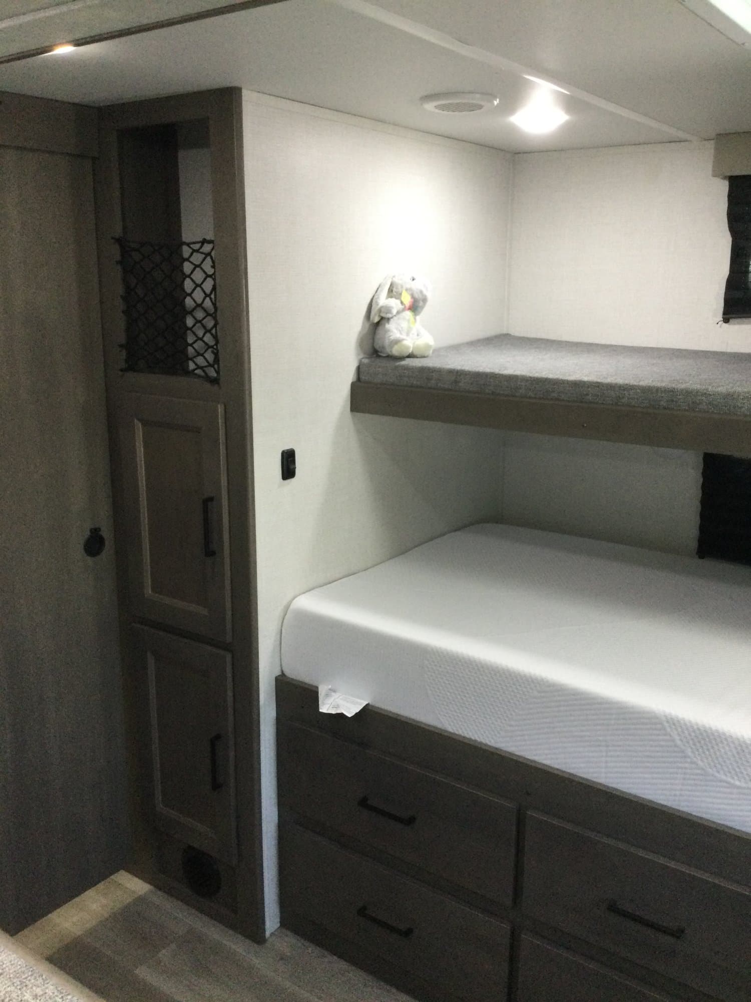 2024 Grand Design 2024 Grand Design Transcend - thumbnail 21