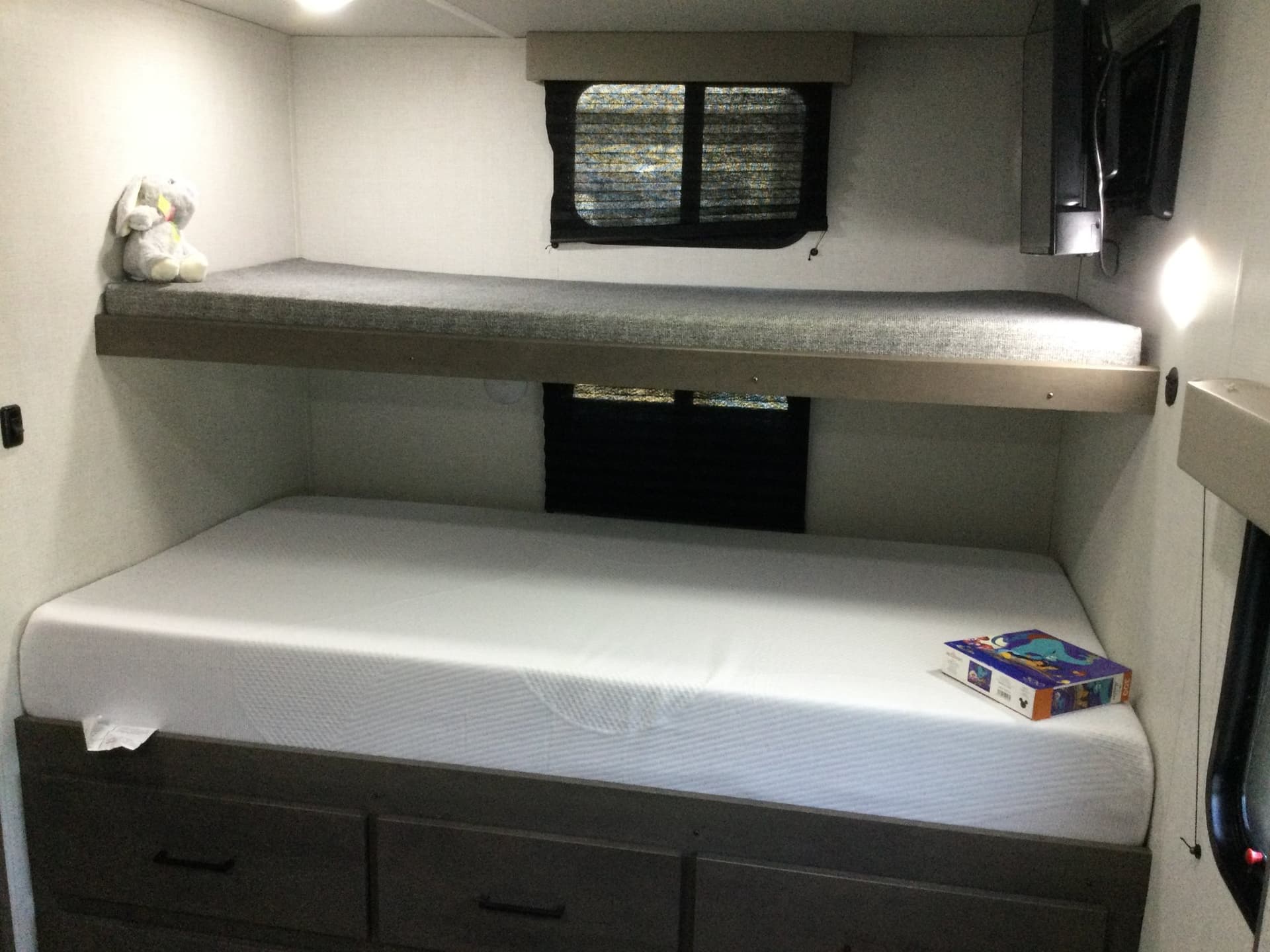 2024 Grand Design 2024 Grand Design Transcend - thumbnail 20