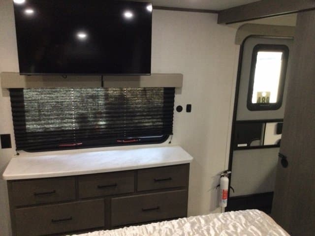 2024 Grand Design 2024 Grand Design Transcend - thumbnail 6