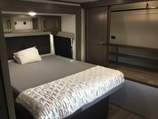 2024 Grand Design 2024 Grand Design Transcend - thumbnail 4