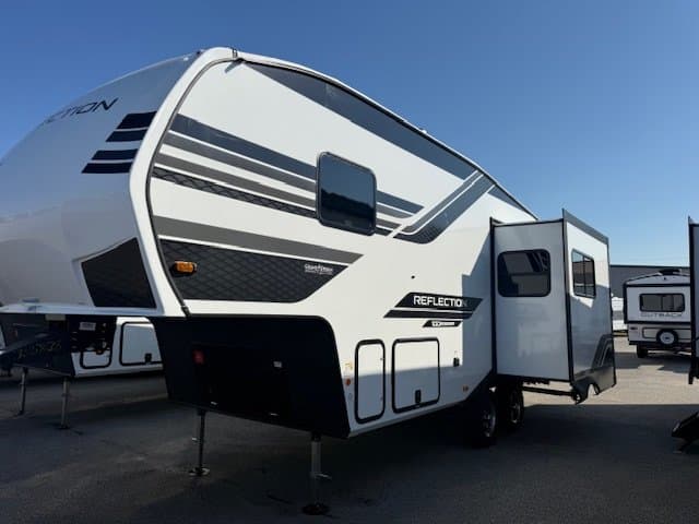2026 Grand Design 2026 Grand Design Reflection - thumbnail 3