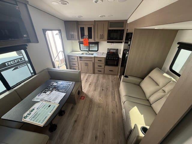 2026 Grand Design 2026 Grand Design Reflection - thumbnail 12