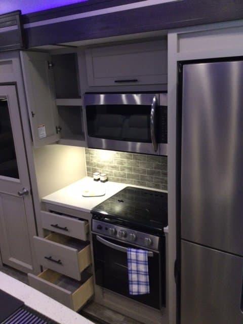 2021 CrossRoads 2021 CrossRoads Cruiser - thumbnail 13