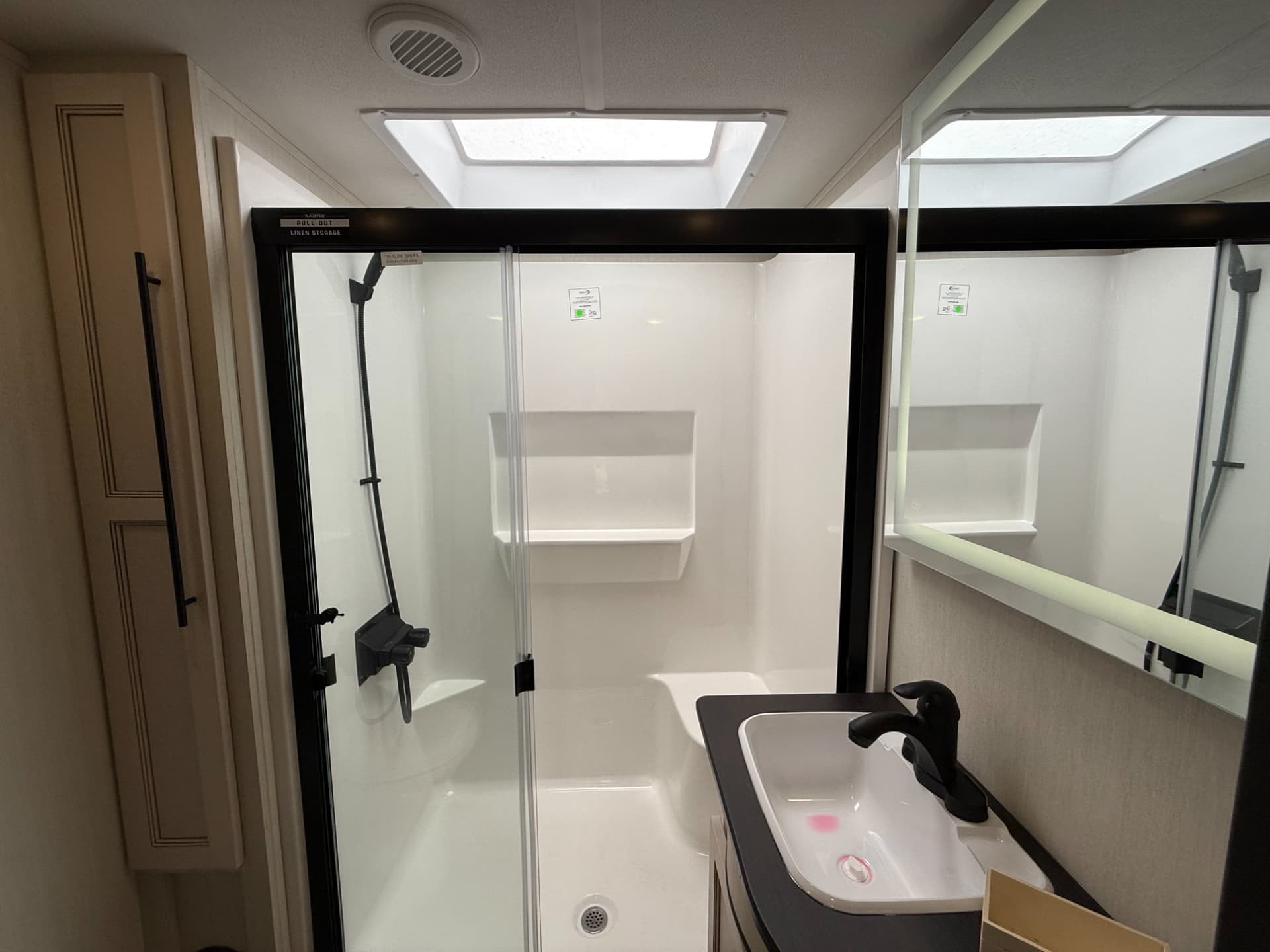 2026 Forest River 2026 Forest River Sabre - thumbnail 23