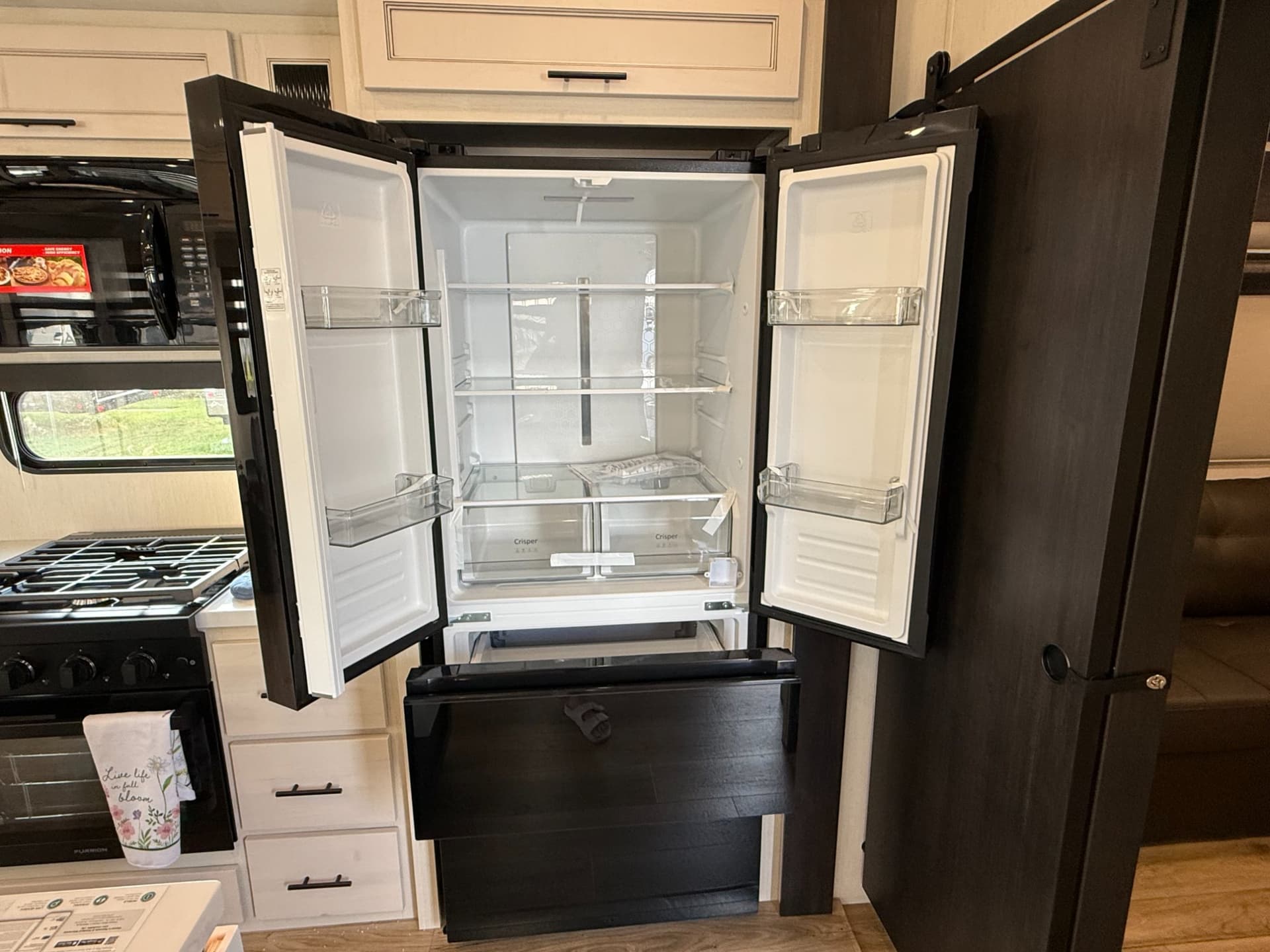 2026 Forest River 2026 Forest River Sabre - thumbnail 14