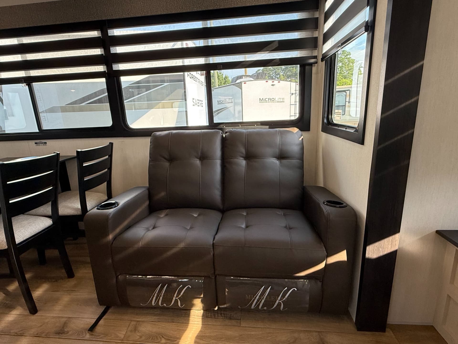 2026 Forest River 2026 Forest River Sabre - thumbnail 18