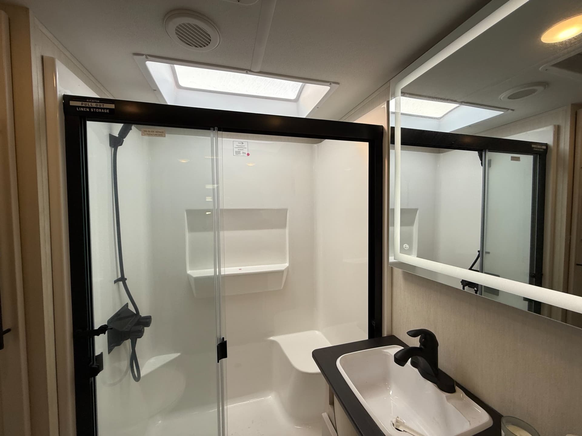 2026 Forest River 2026 Forest River Sabre - thumbnail 33