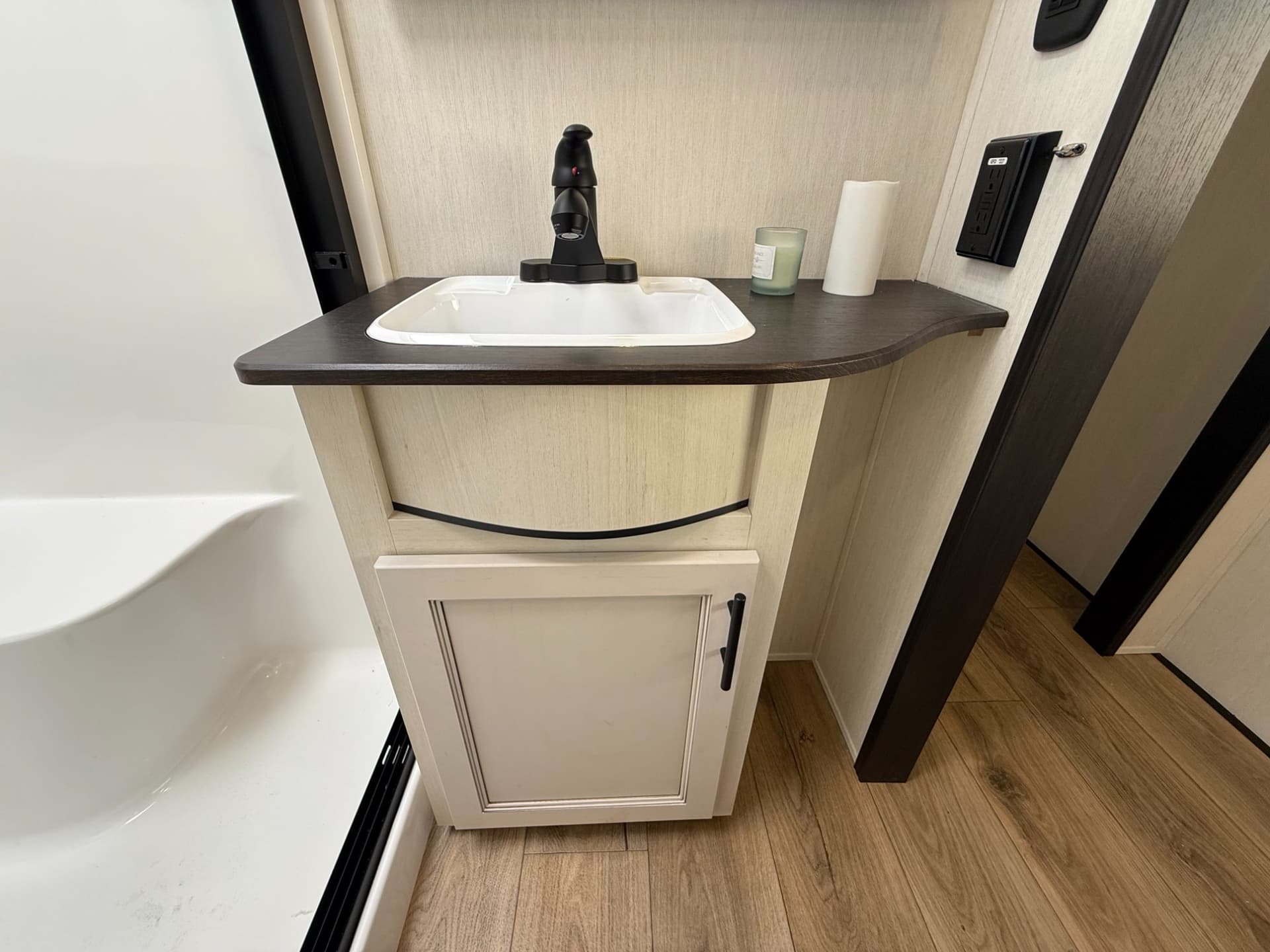 2026 Forest River 2026 Forest River Sabre - thumbnail 36