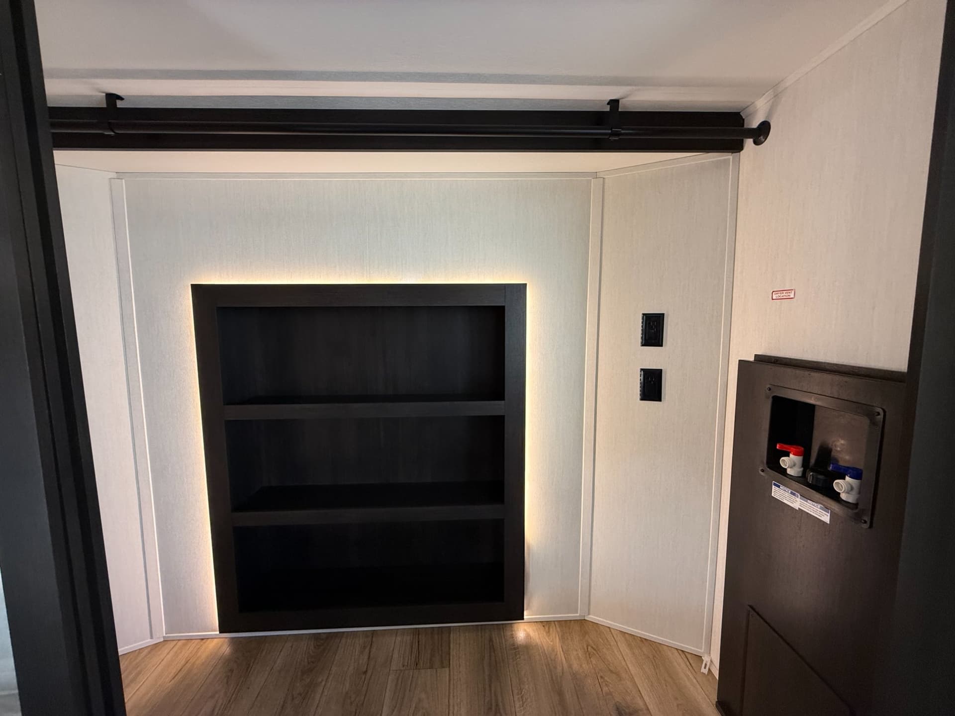 2026 Forest River 2026 Forest River Sabre - thumbnail 44