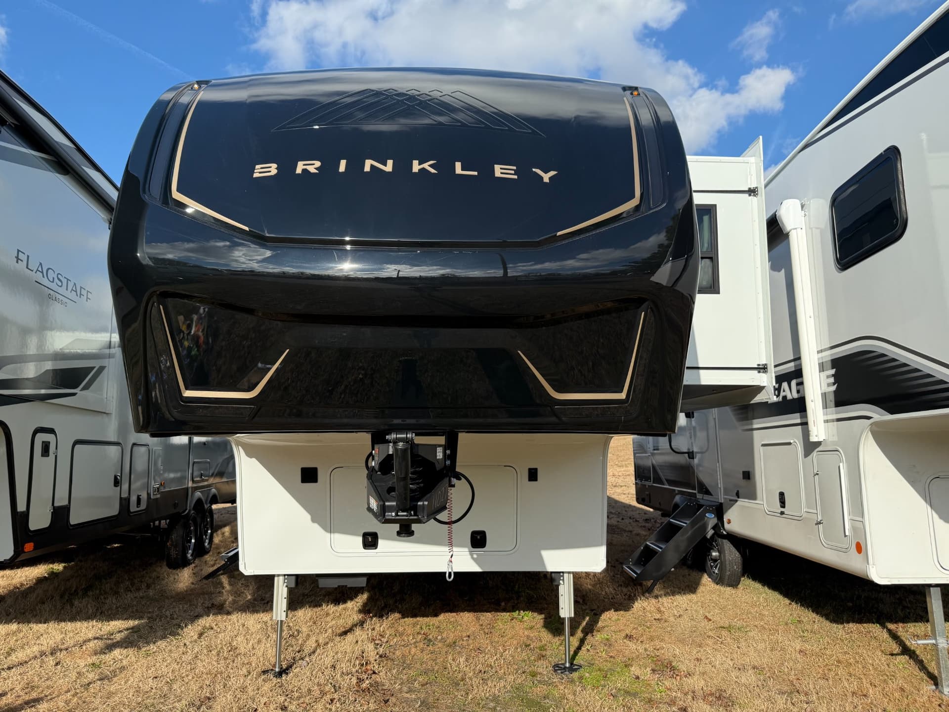 2026 Brinkley RV 2026 Brinkley RV Model Z - thumbnail 3