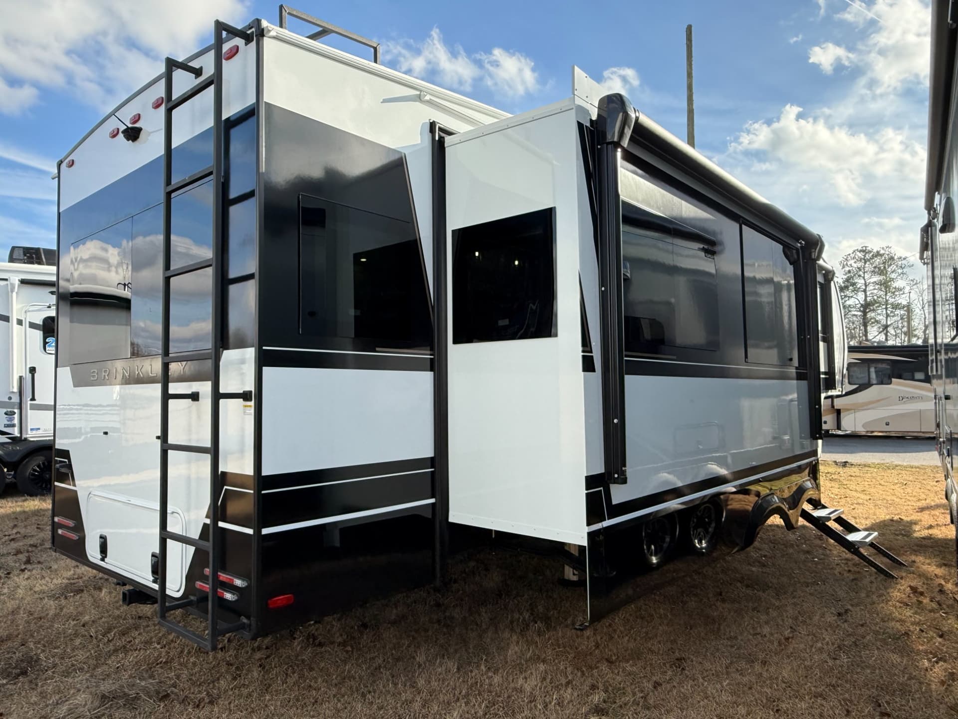 2026 Brinkley RV 2026 Brinkley RV Model Z - thumbnail 39