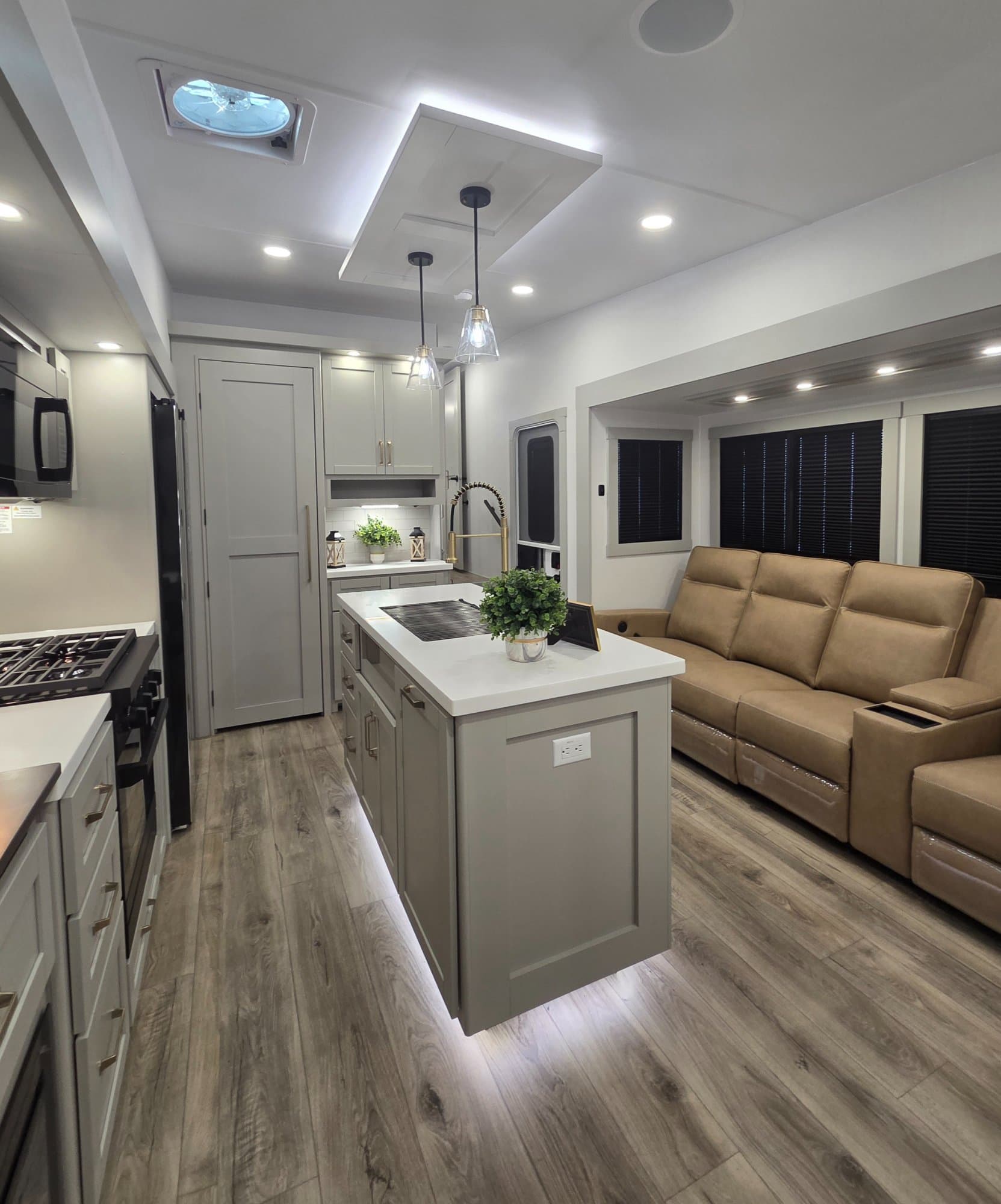 2026 Brinkley RV 2026 Brinkley RV Model Z - thumbnail 11